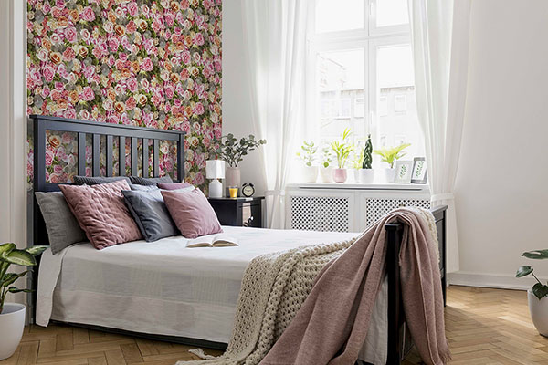 Deirdre Pink Floral Wallpaper