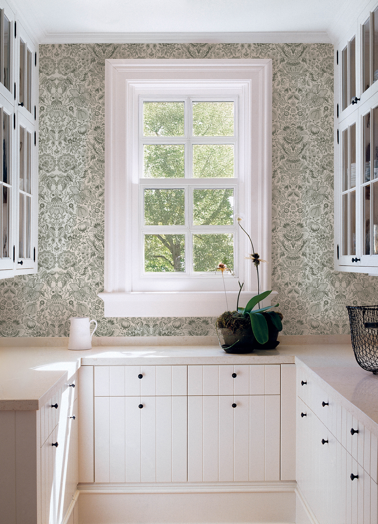 Blanche Dark Green Floral Damask Wallpaper