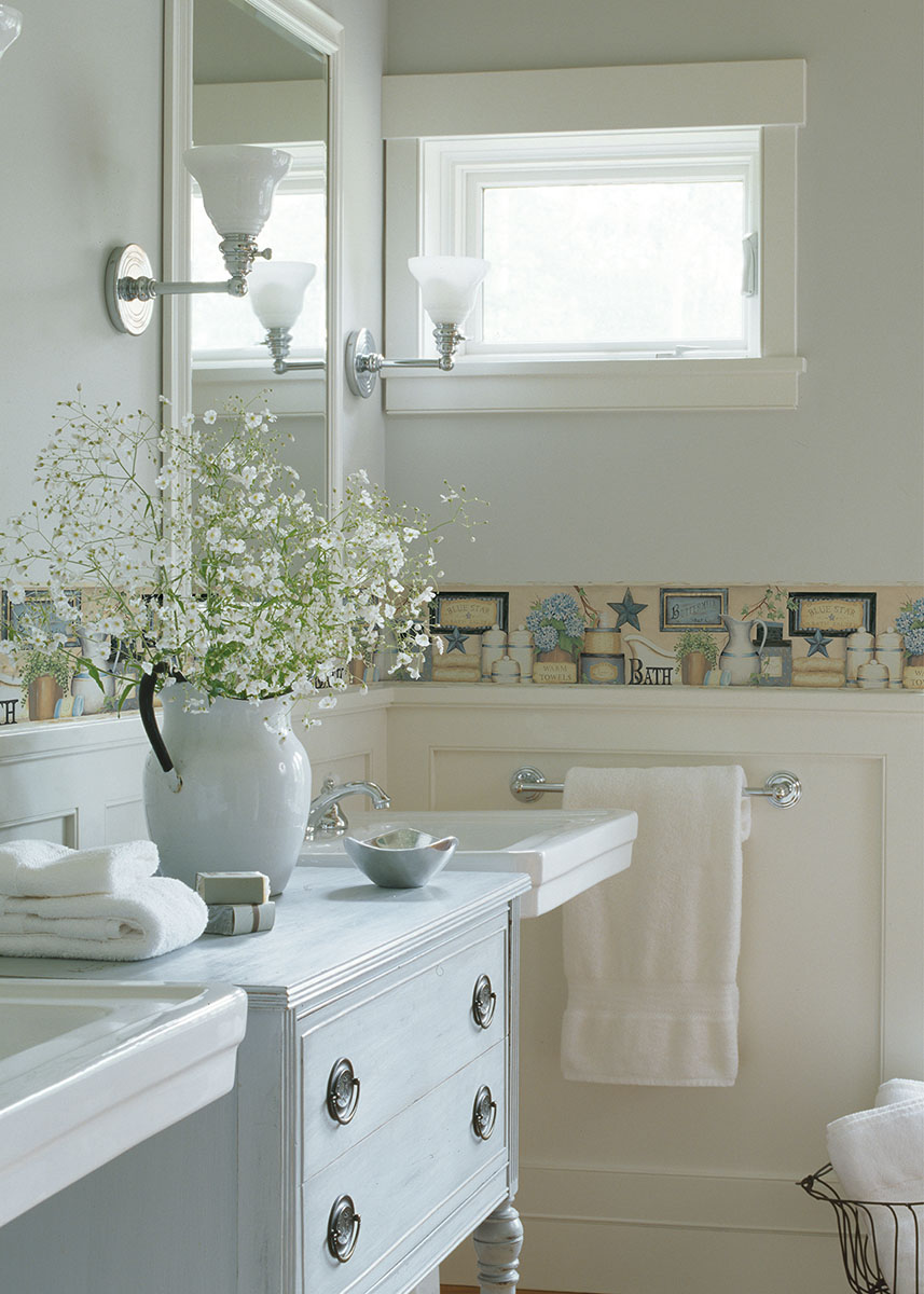 Martha Blue Country Bath Border