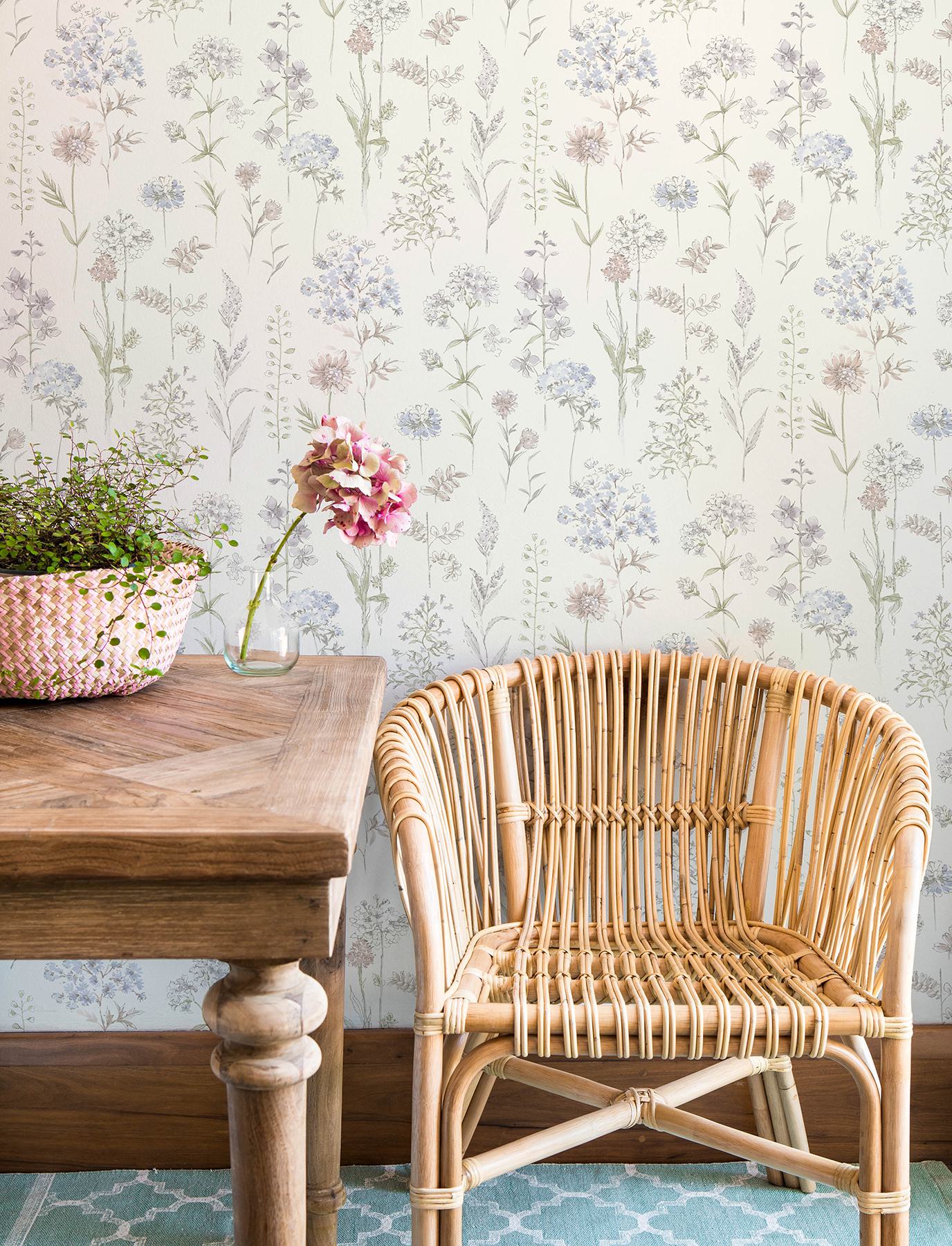 Bergamot Lavender Wildflower Wallpaper