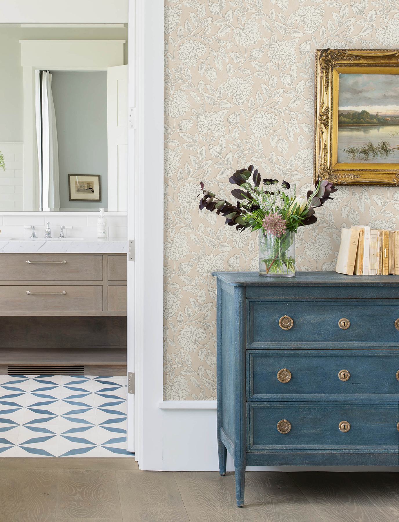 Vadouvan Blush Jacobean Trail Wallpaper