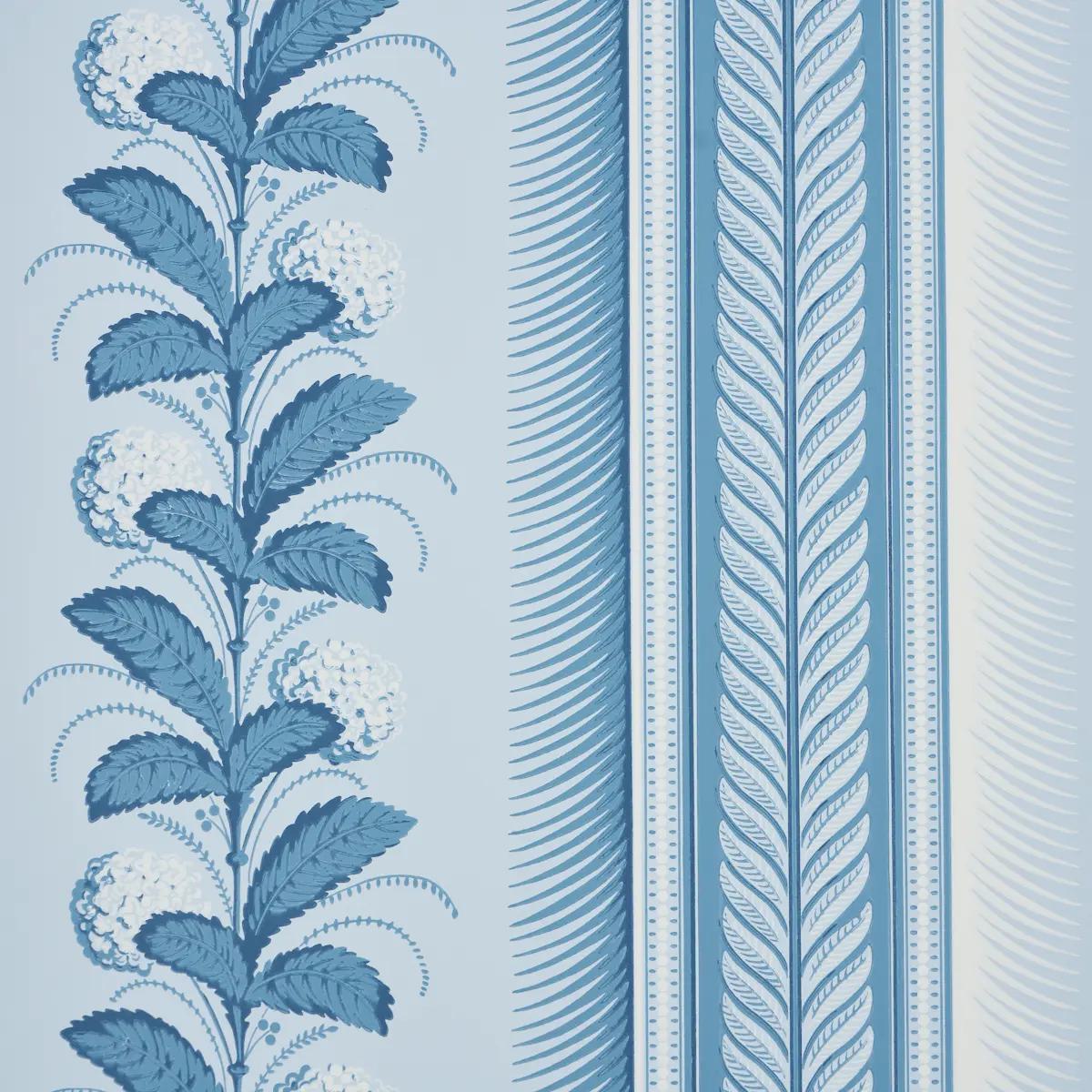Hydrangea Drape in Delft