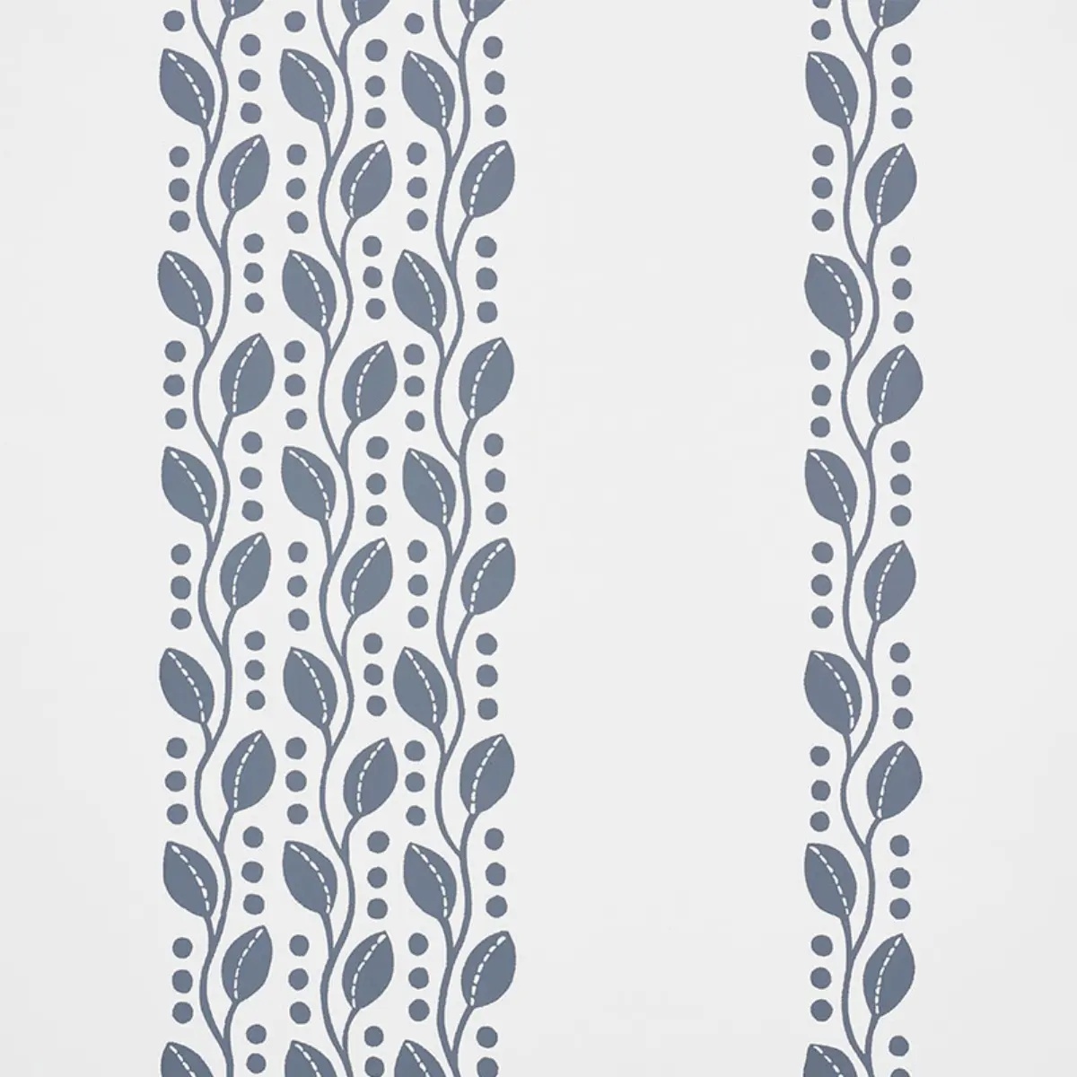 Lillian Vine in Carbon