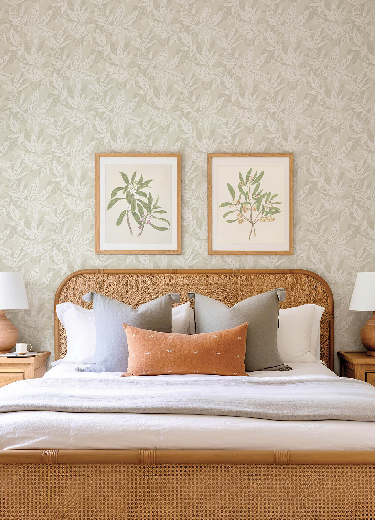 Anita Dove Woodland Floral Wallpaper