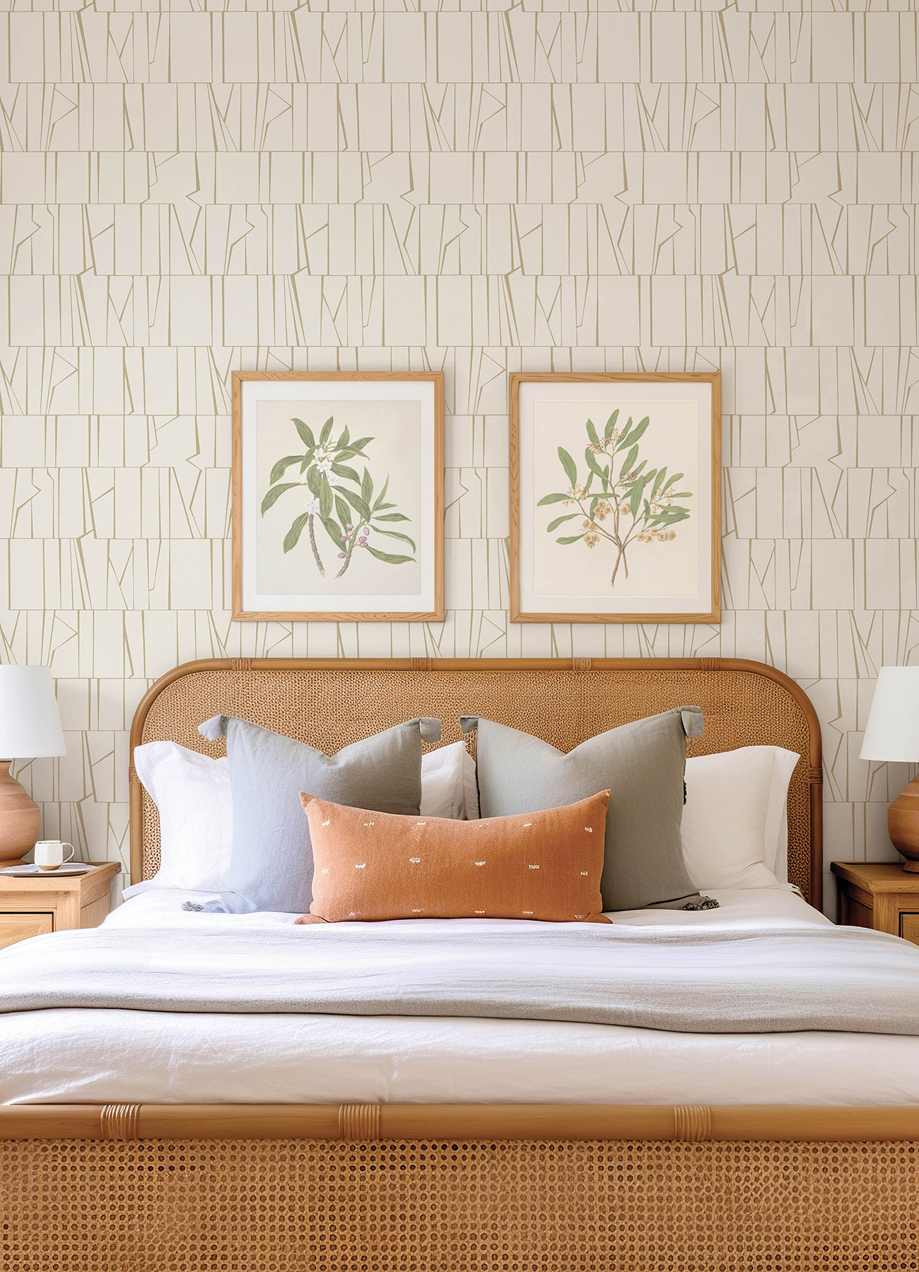 Huntington Gold Geometric Stripe Wallpaper