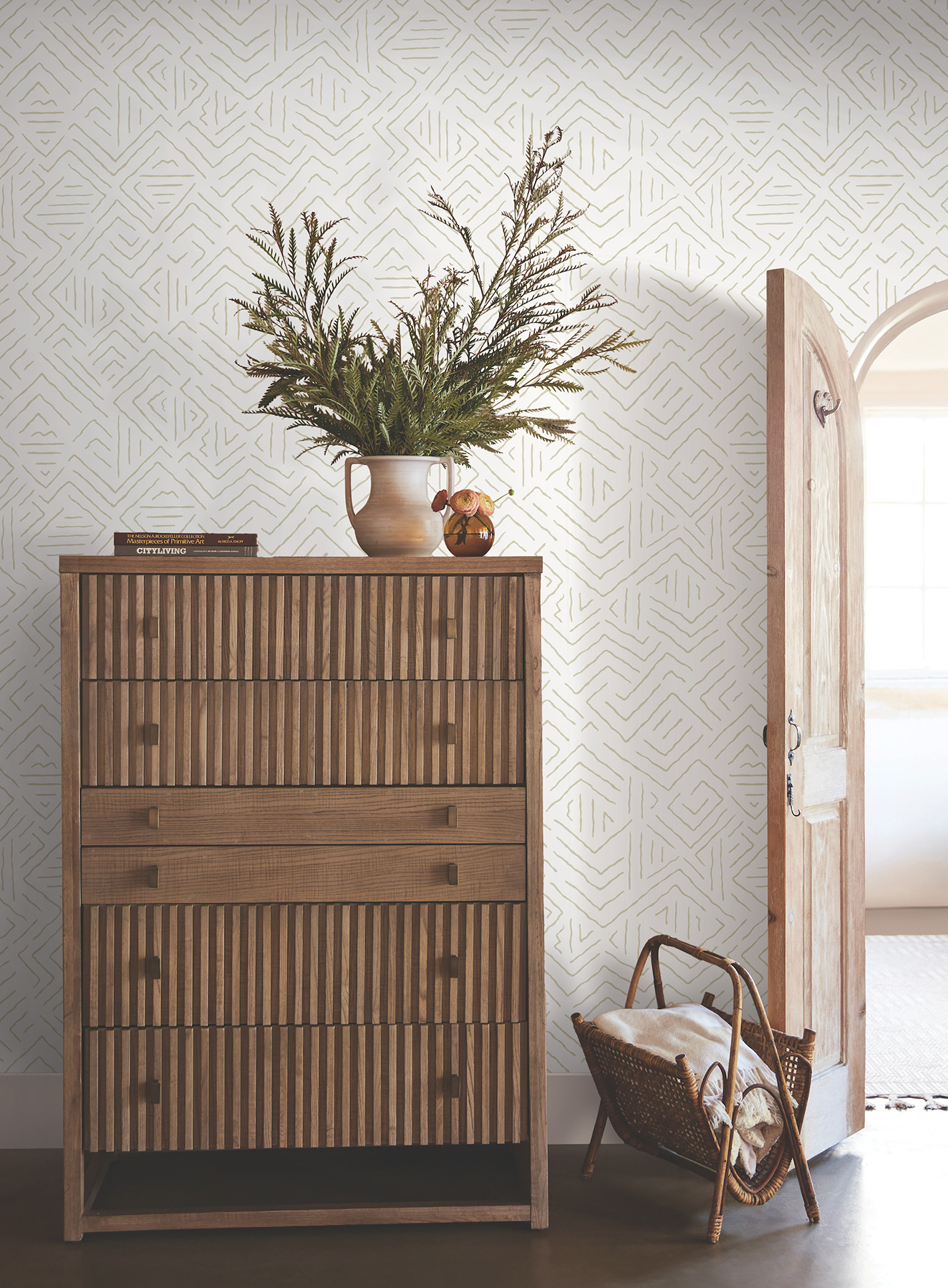 Sirih Beige Wallpaper