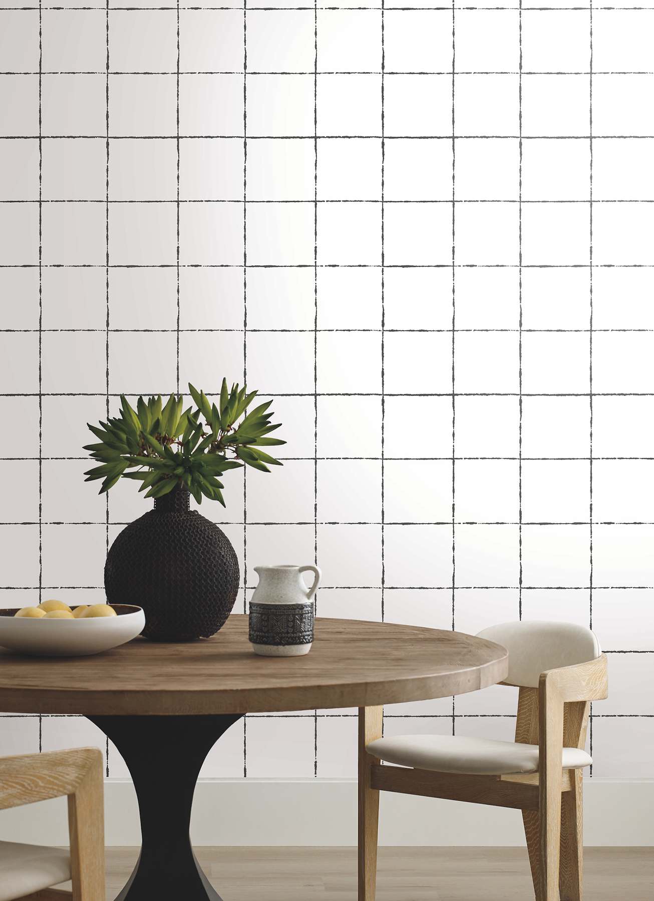 La Vitre Plaid Carbon Black Wallpaper
