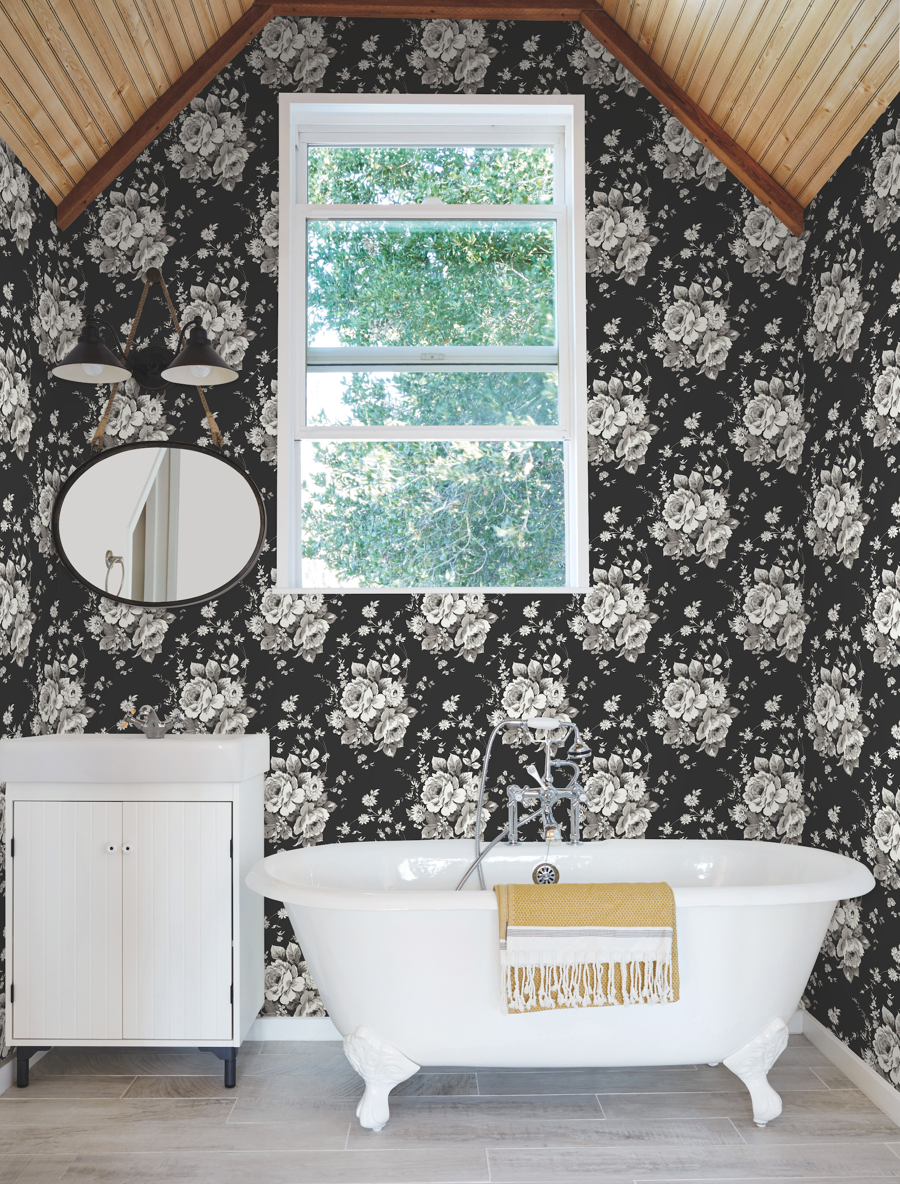 Black & Grey Heritage Rose Wallpaper