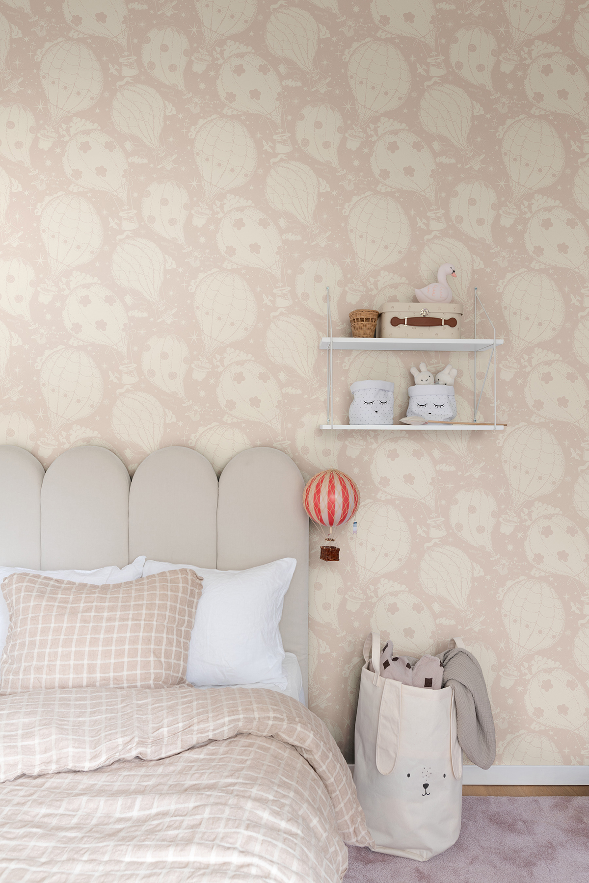 Ballongerna Pink Wallpaper