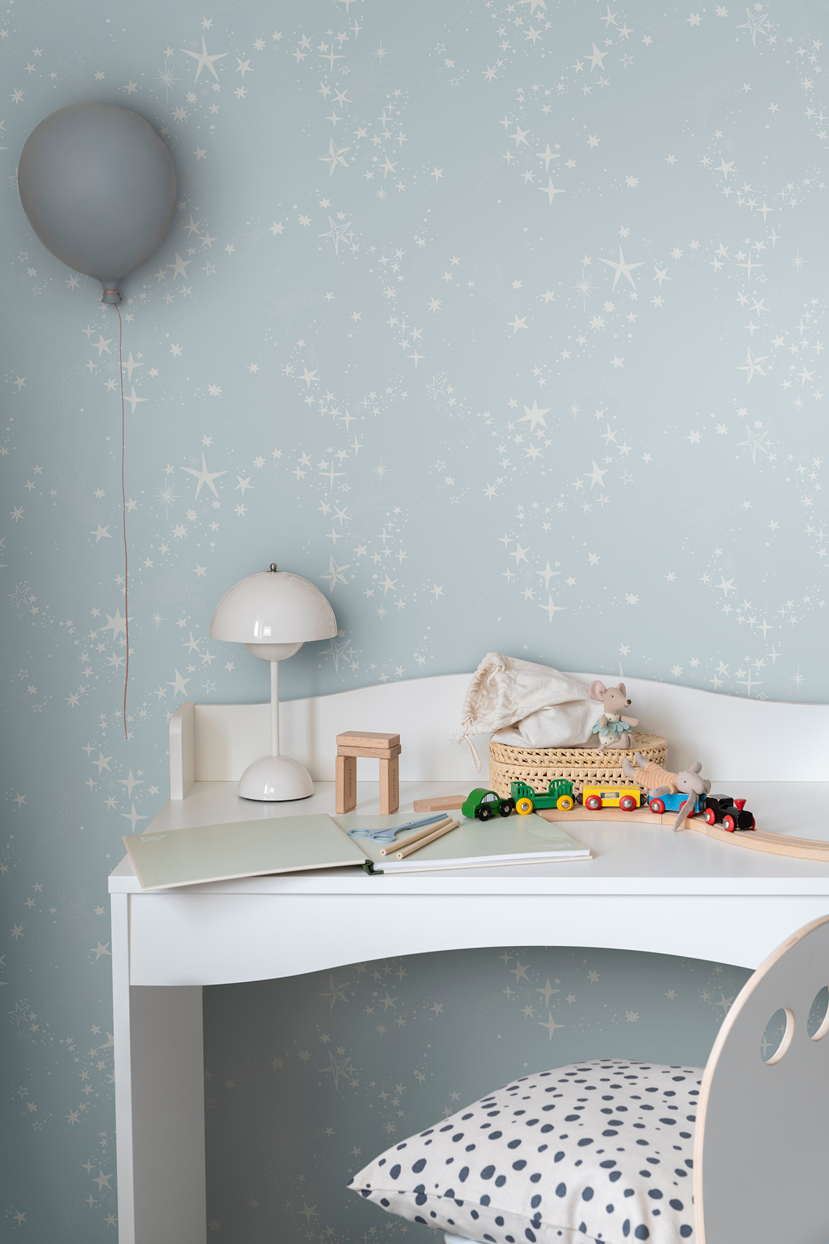 Stjarnhimmel Light Blue Wallpaper