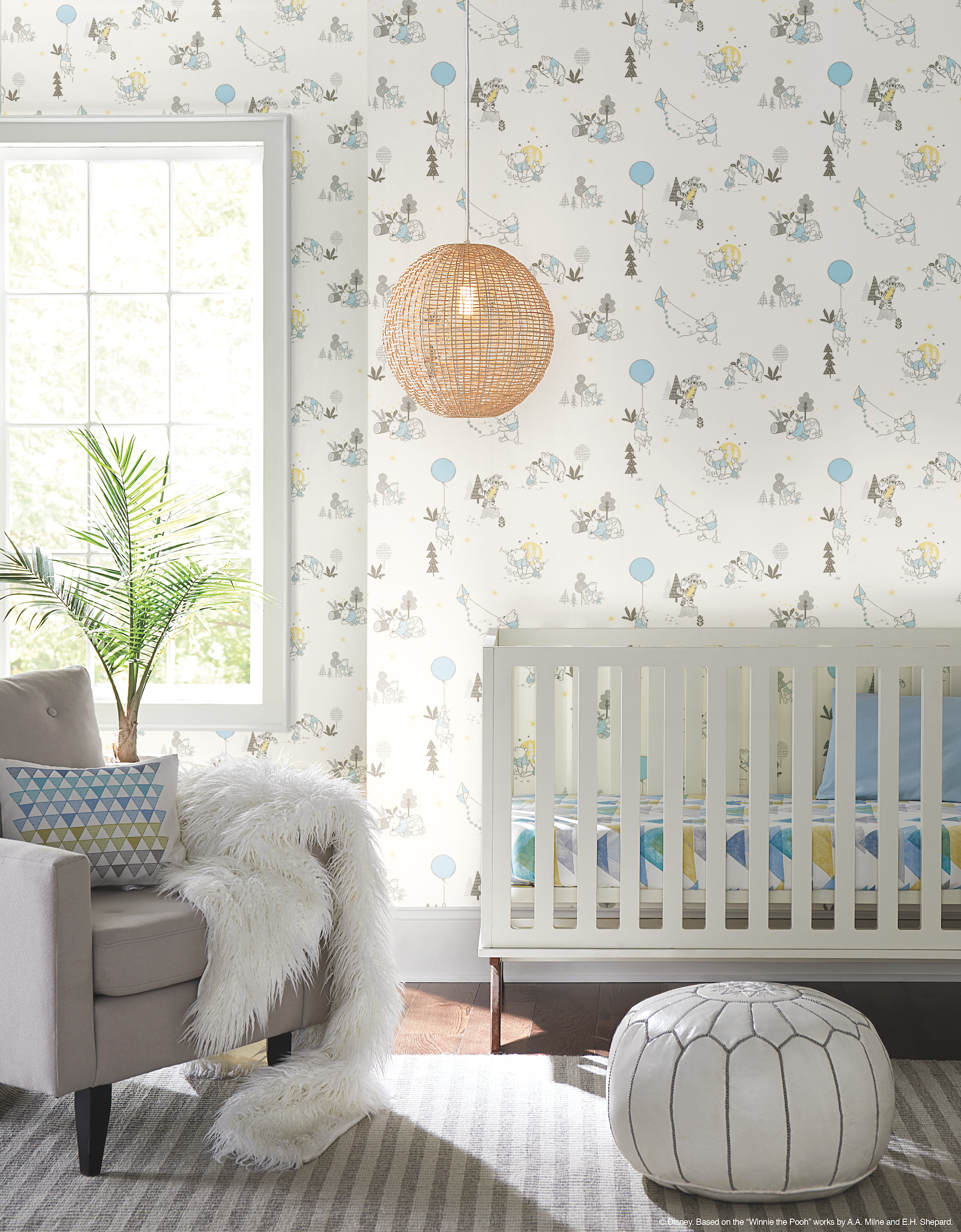 Disney Winnie the Pooh Playmates Yellow Wallpaper