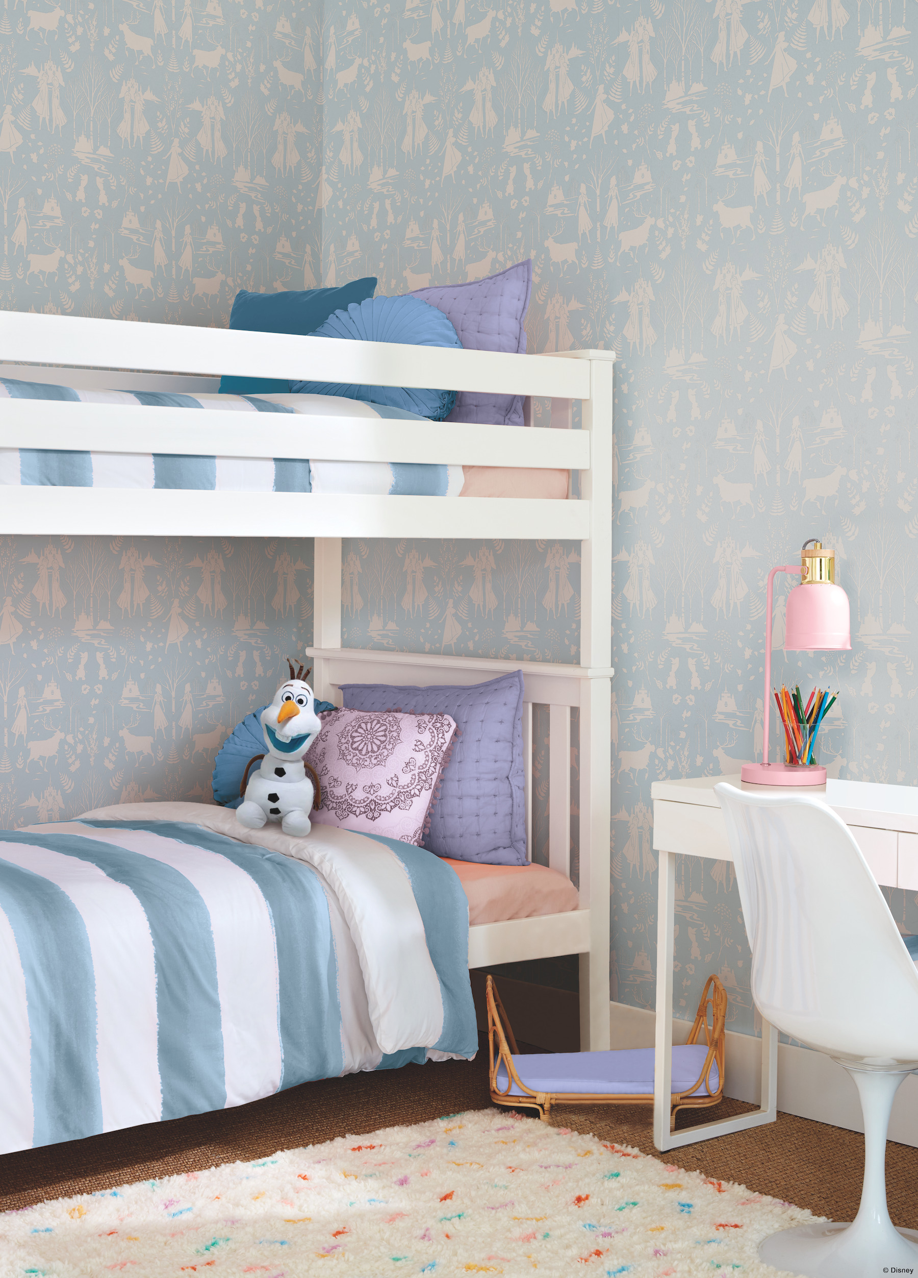 Disney Frozen 2 Nordic Green & Glitter Wallpaper