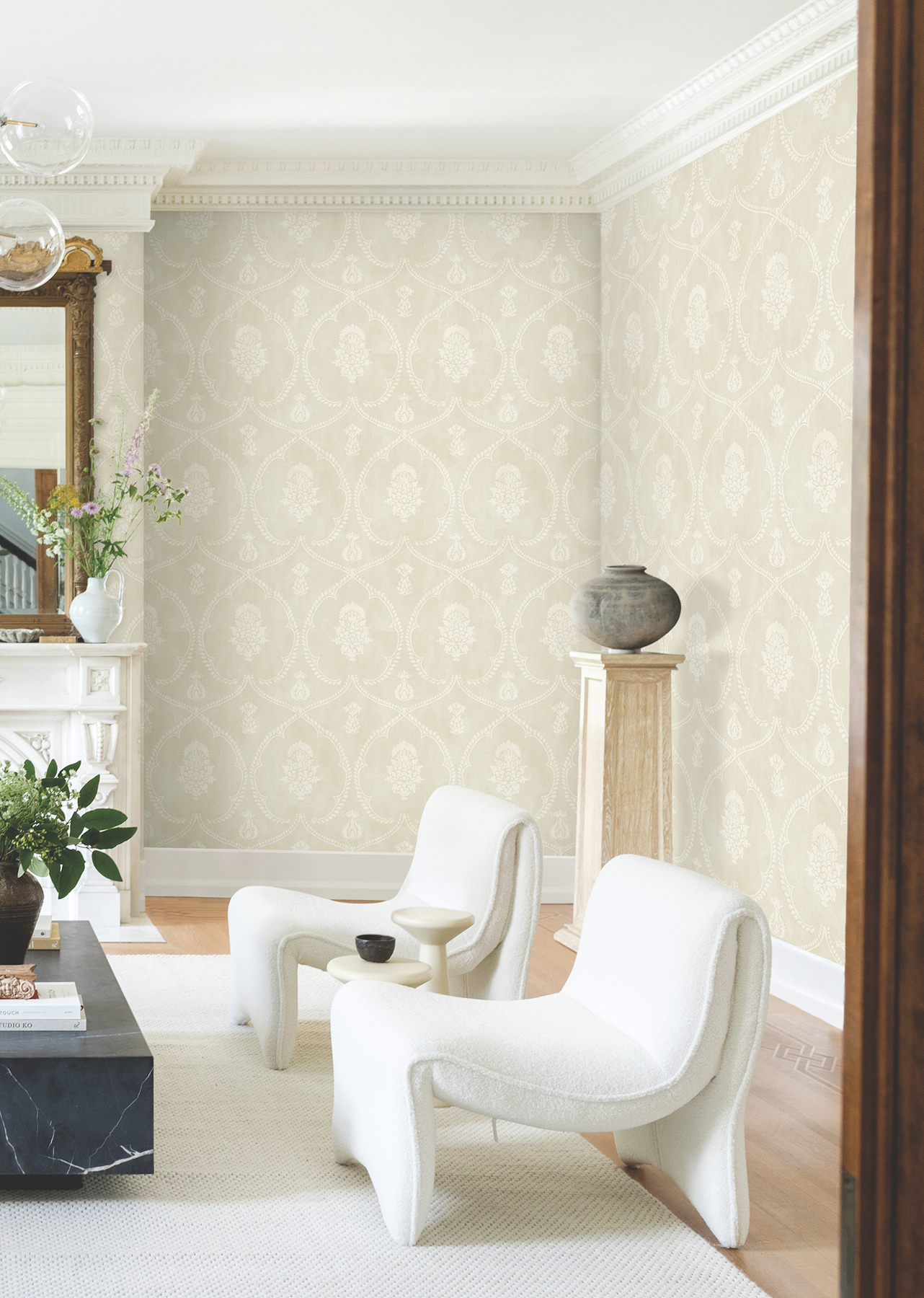 Royal Damask Beige Wallpaper