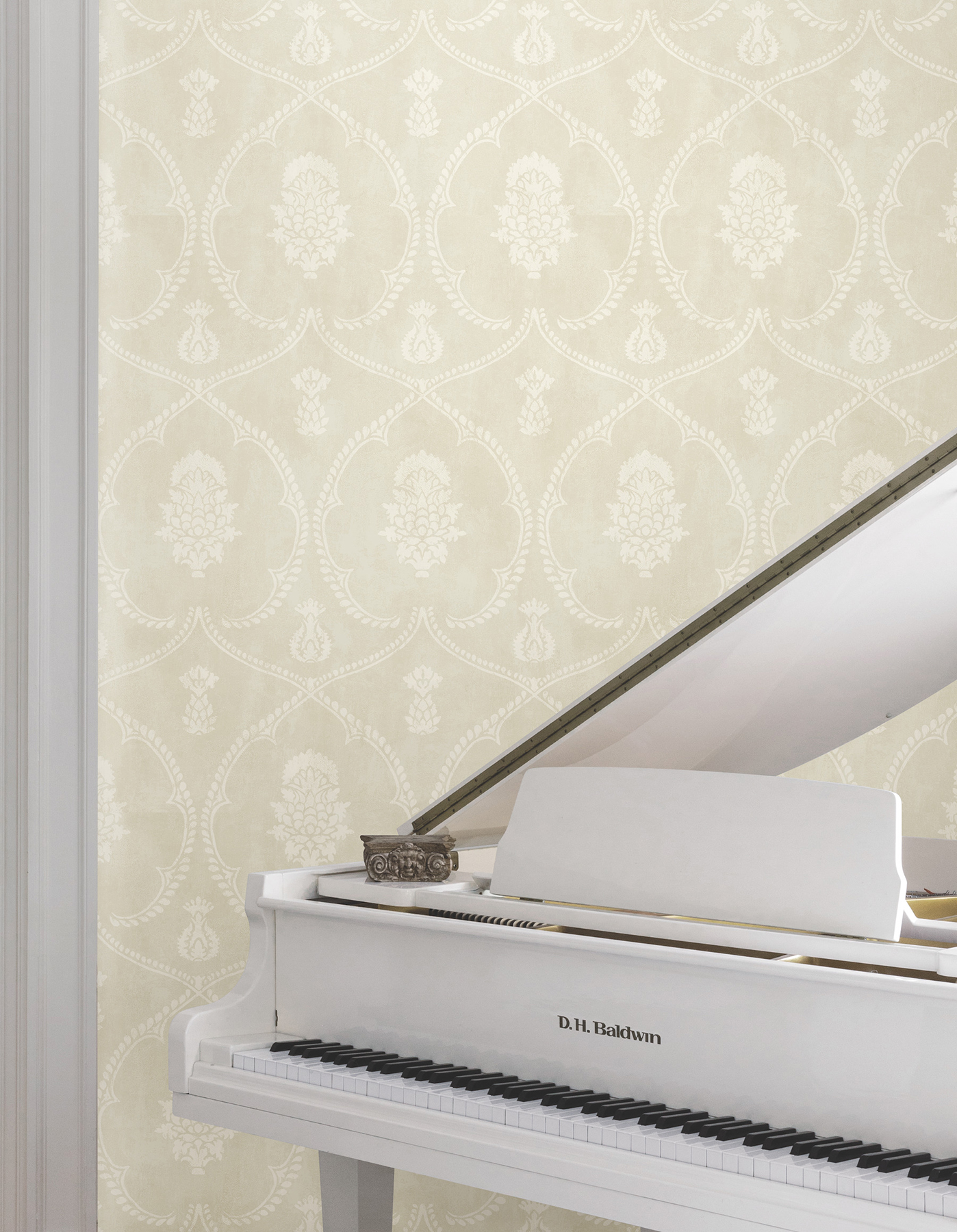 Royal Damask Beige Wallpaper