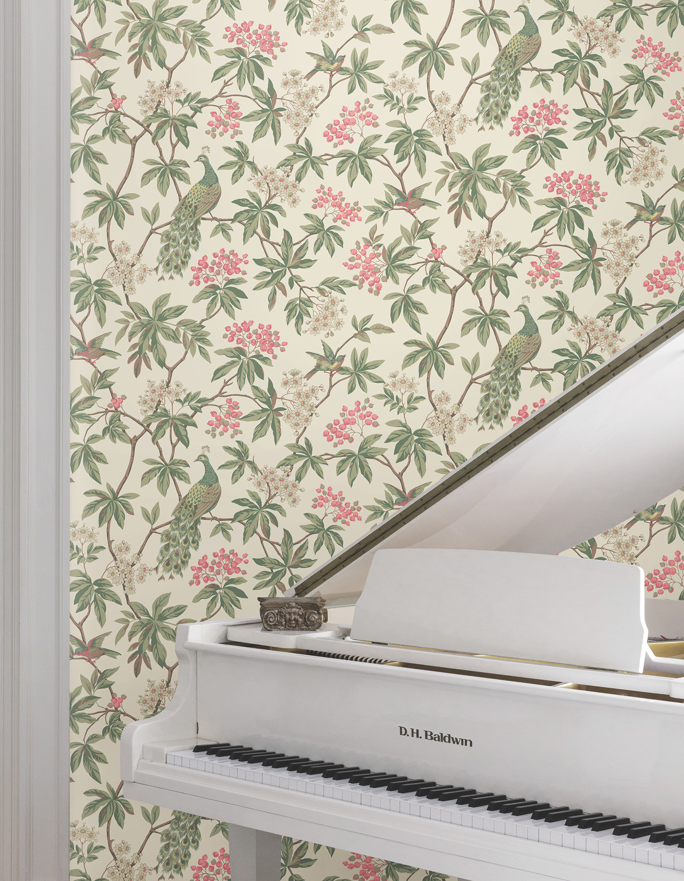 Peacock Estate Cream Wallpaper