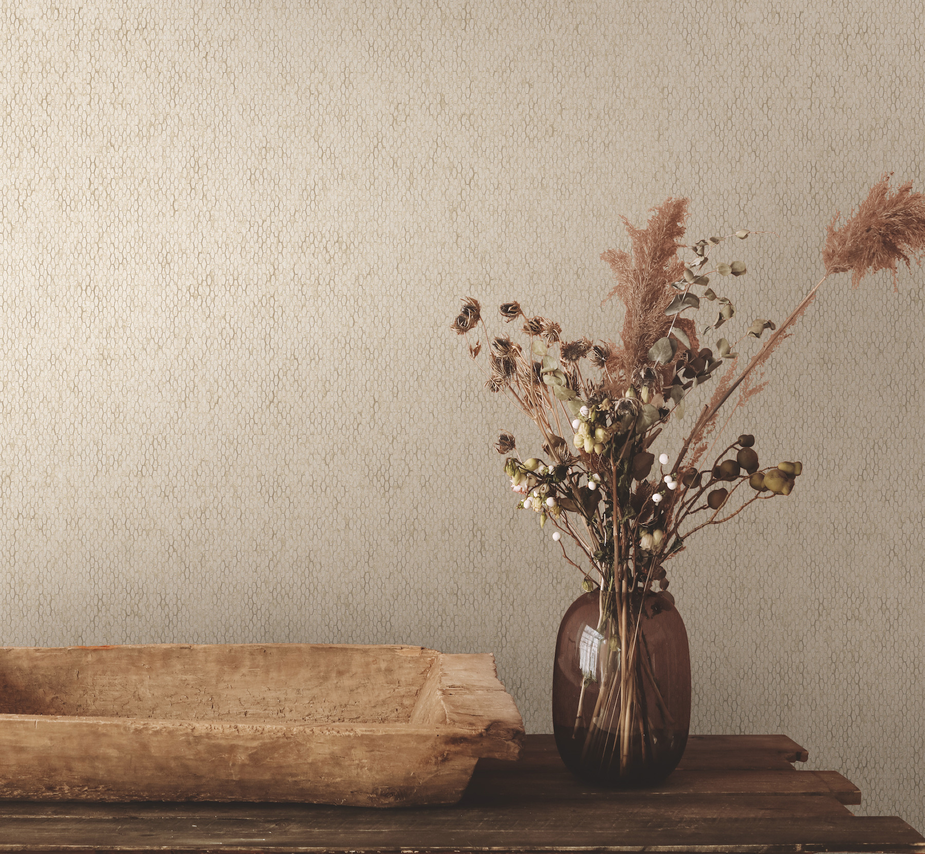Stretched Hexagons Cream Wallpaper