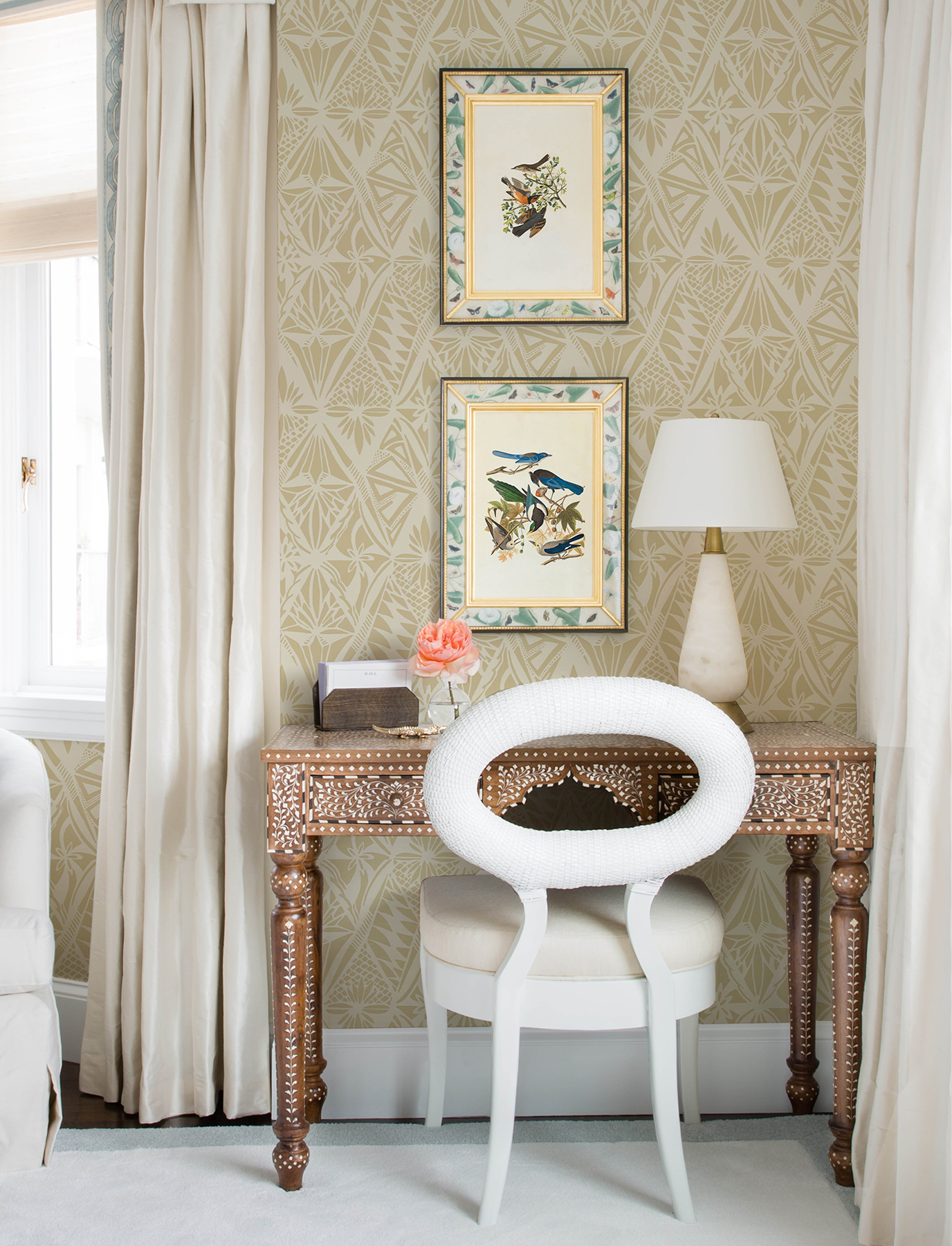 Urbane Yellow Diamonds Wallpaper