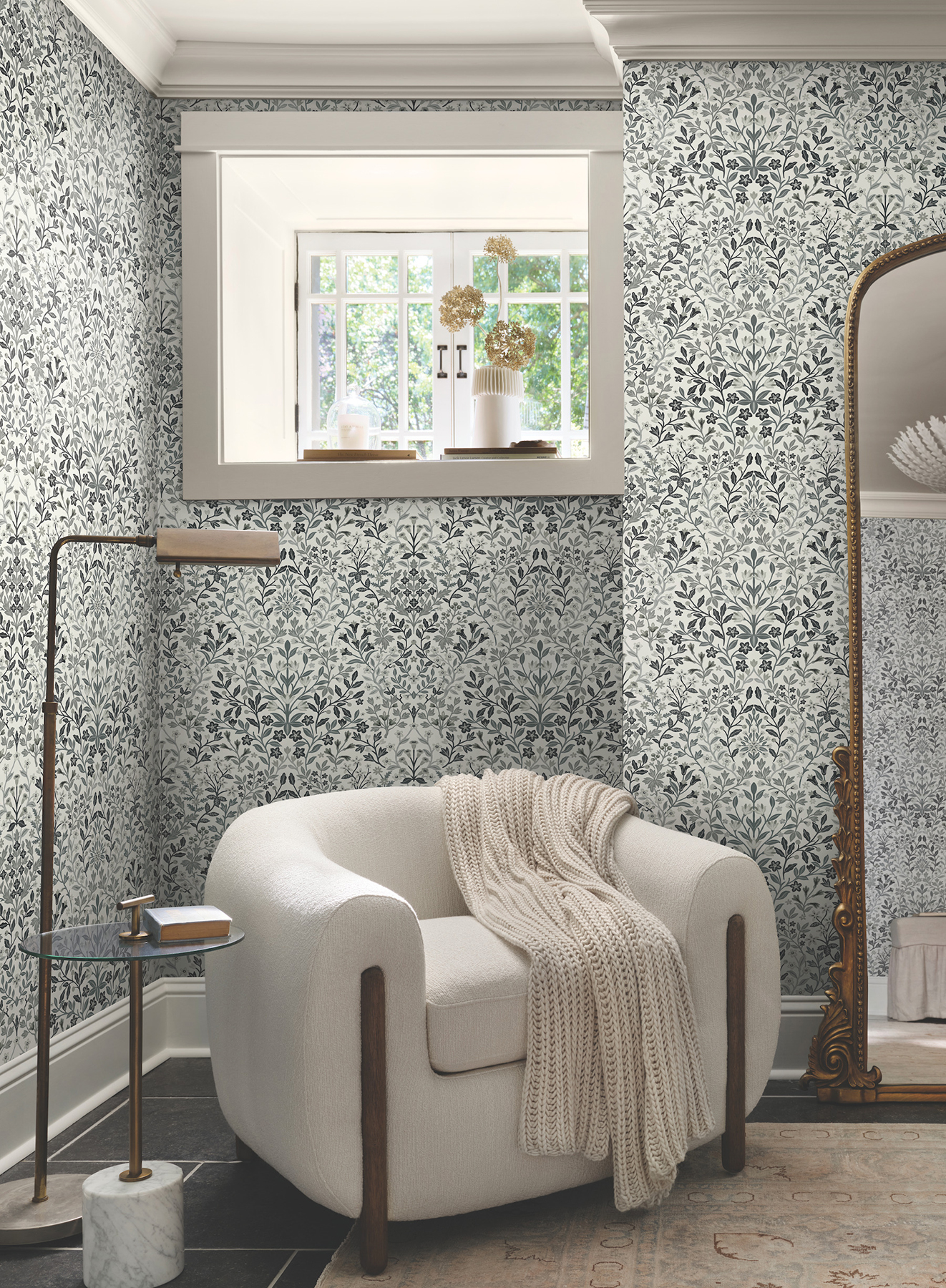 Garden White & Black Terrace Wallpaper