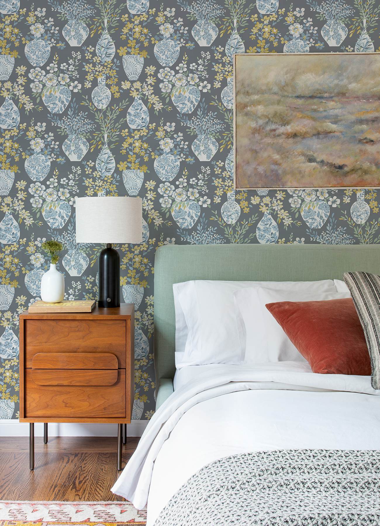 Harper Grey Floral Vase Wallpaper