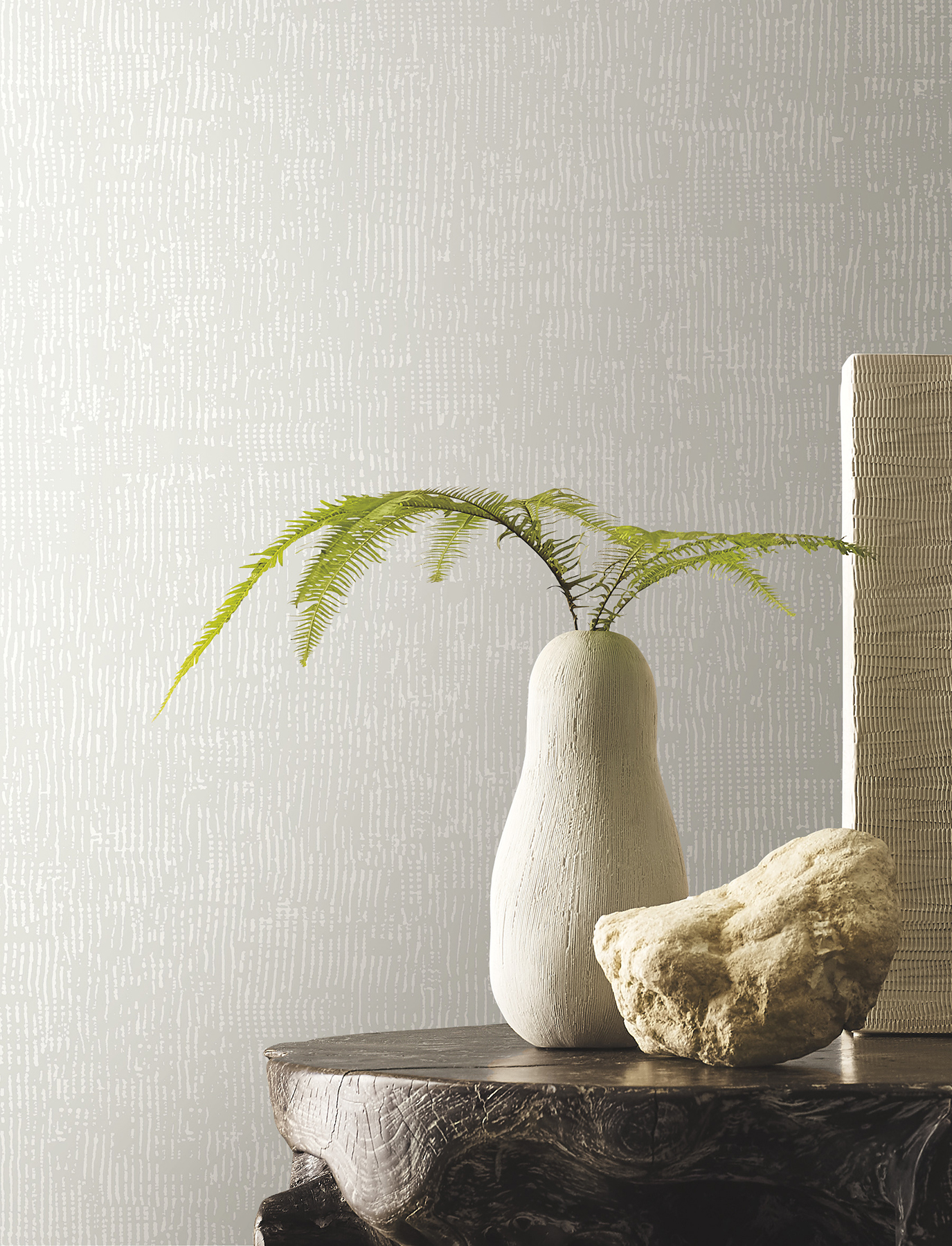Trabadillo Plaster Salt Wallpaper