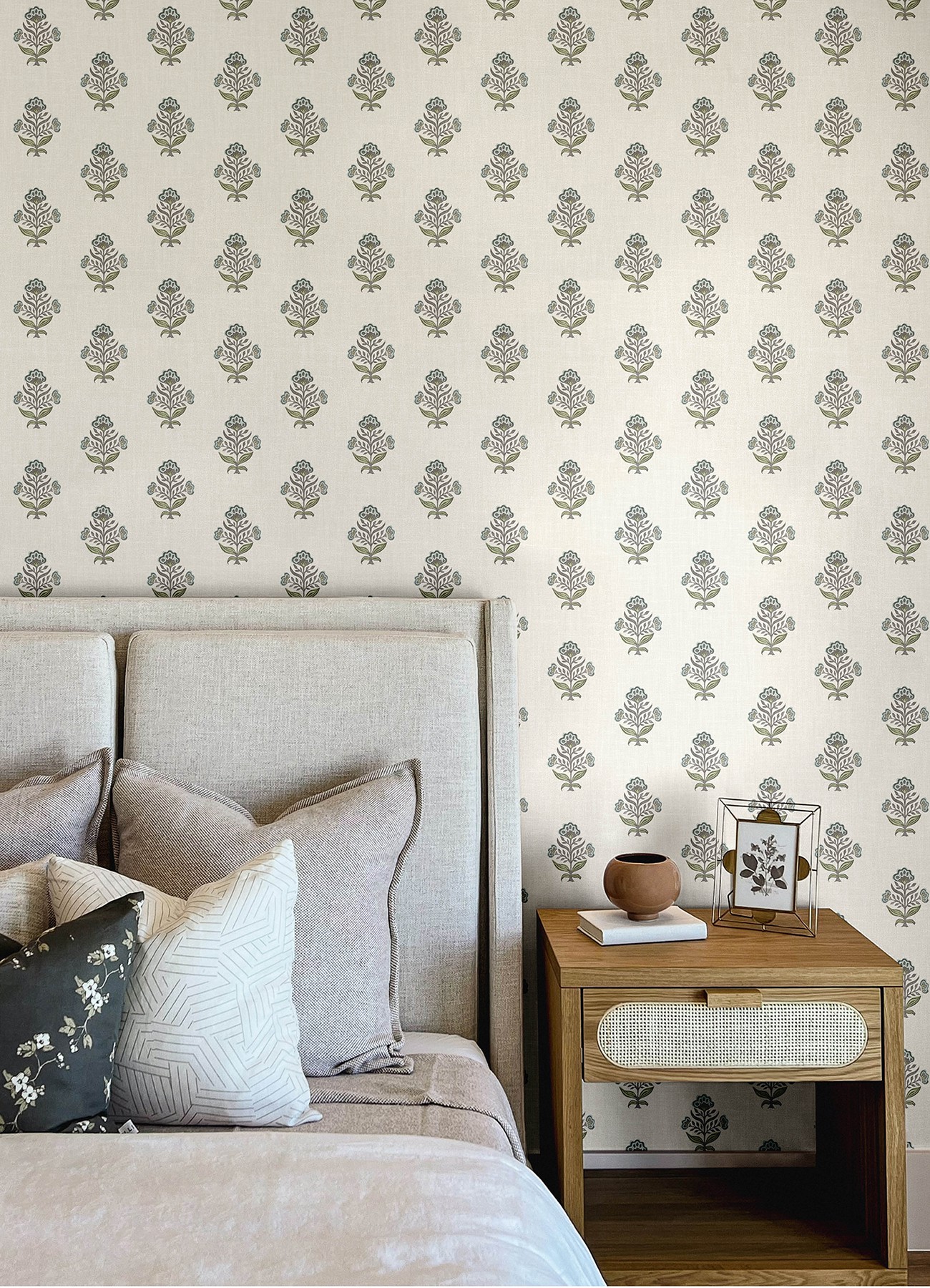 Hollyhock Aqua Floral Crest Wallpaper