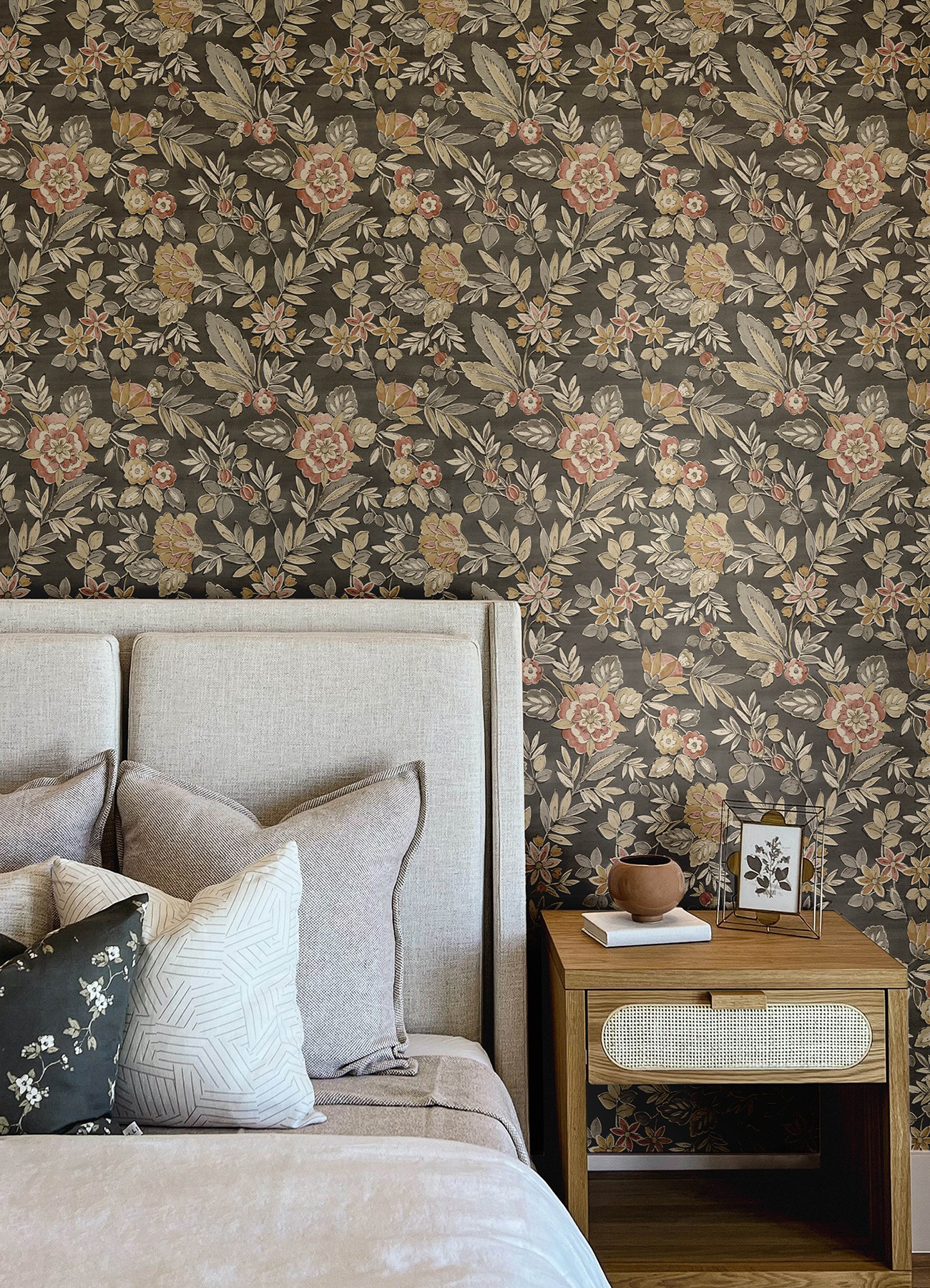 Begonia Black Floral Trail Wallpaper