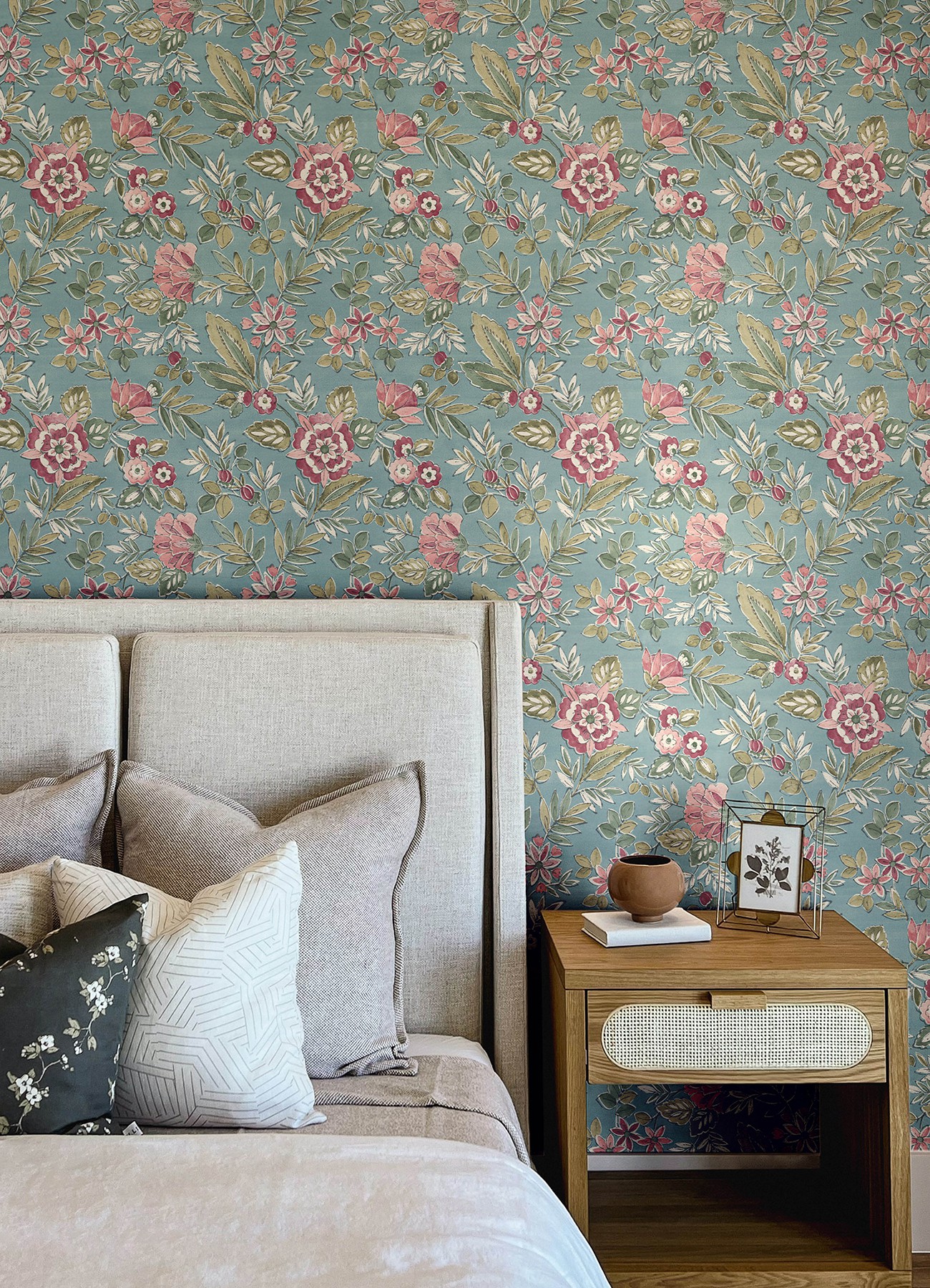 Begonia Teal Floral Trail Wallpaper