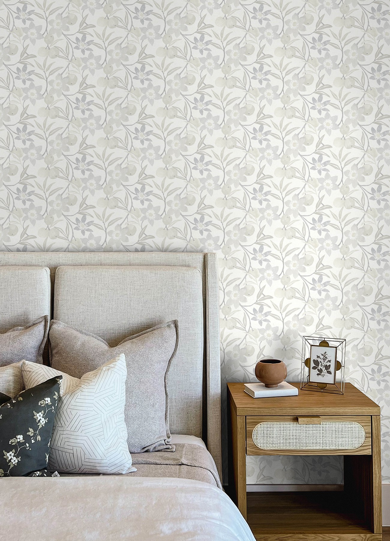 Passiflora Grey Fruit and Floral Wallpaper