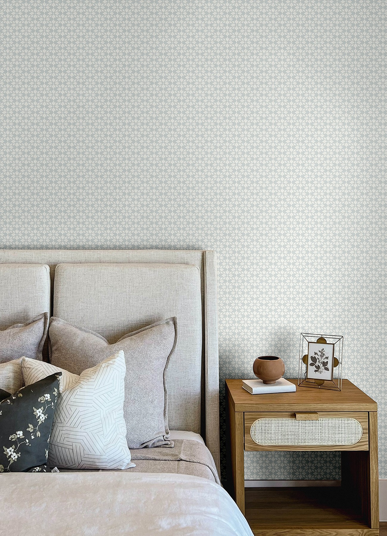 Phlox Light Blue Floral Stamp Wallpaper
