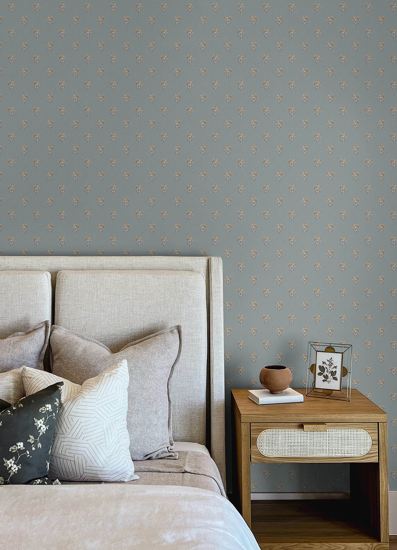 Surdiva Denim Floral Fan Wallpaper