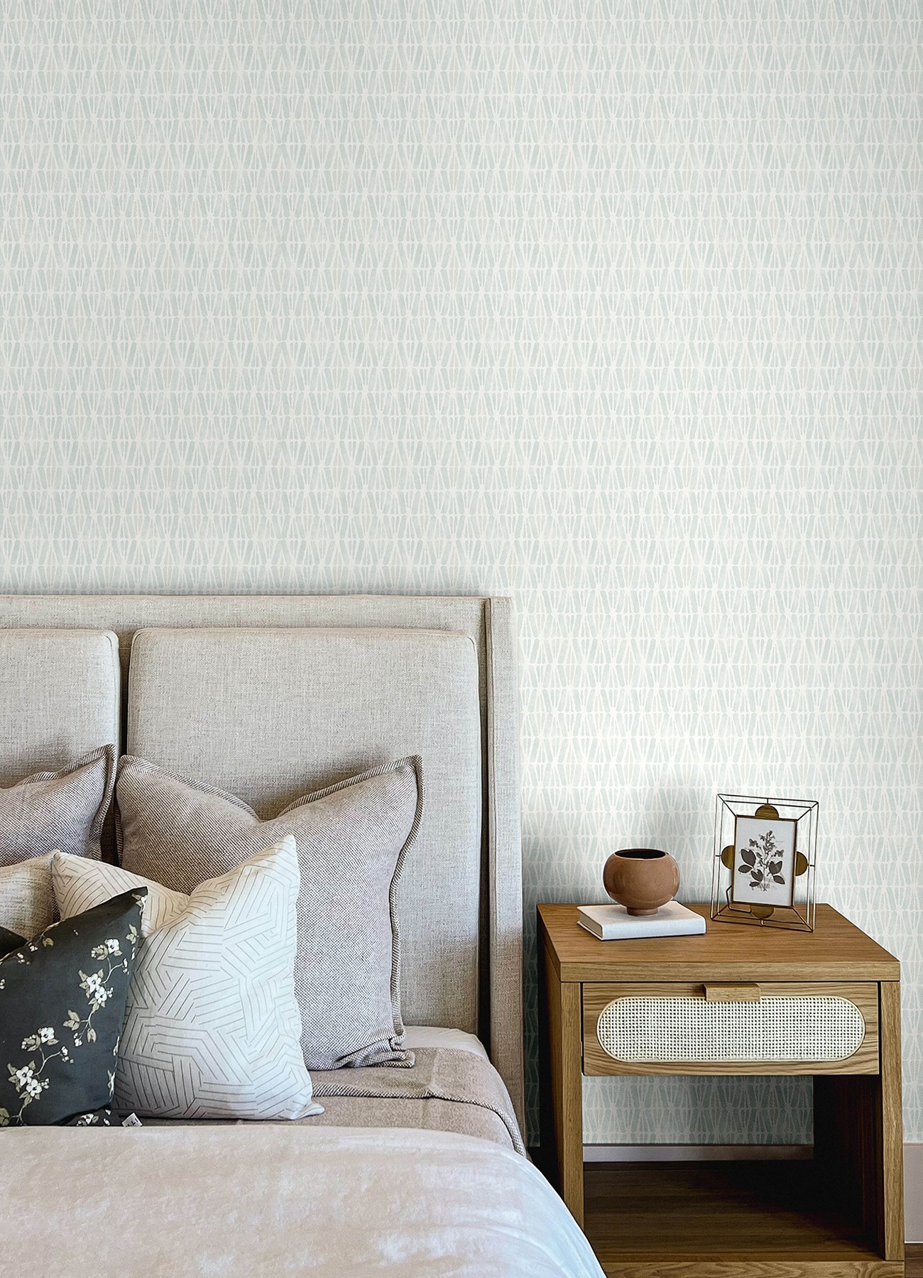 Nabi Aqua Geometric Wallpaper