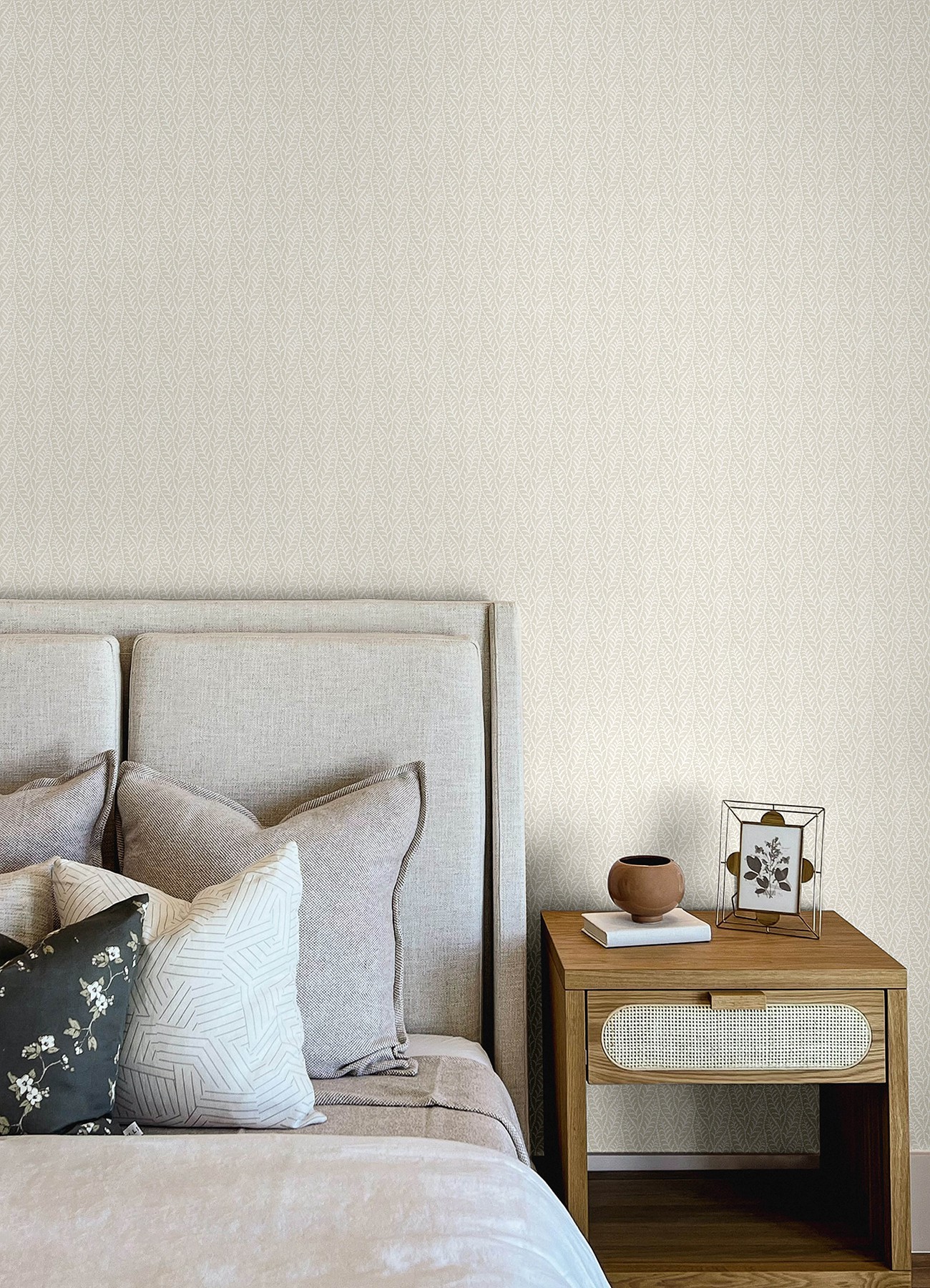 Coleus Beige Leaves Wallpaper