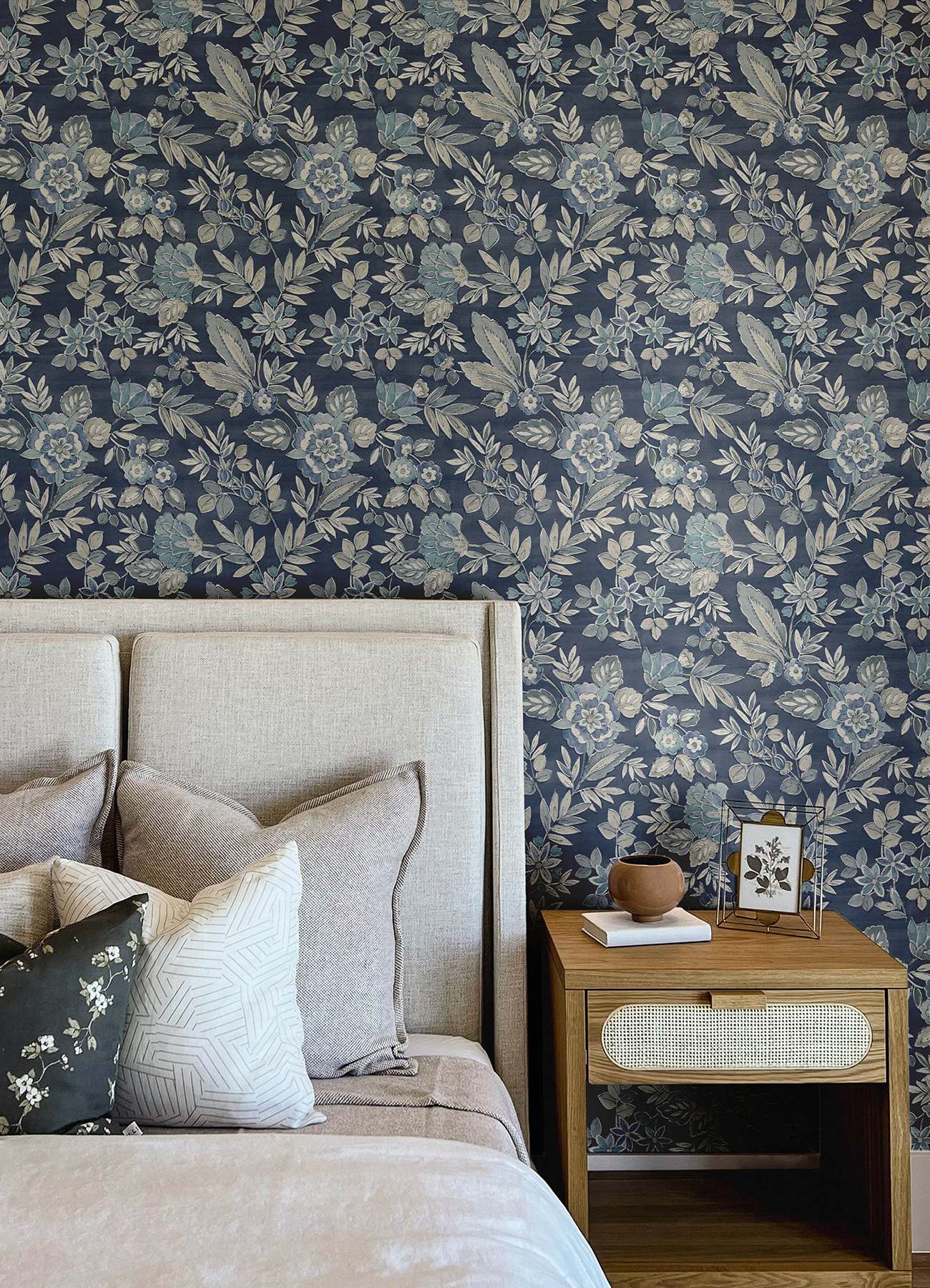 Begonia Indigo Floral Trail Wallpaper