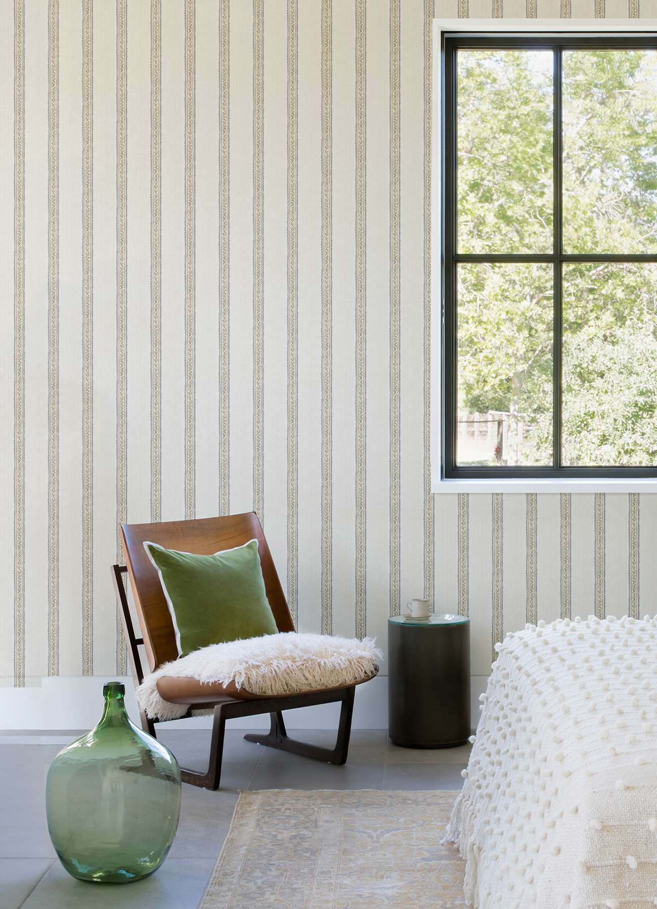 Mandevilla Honey Vine Stripe Wallpaper