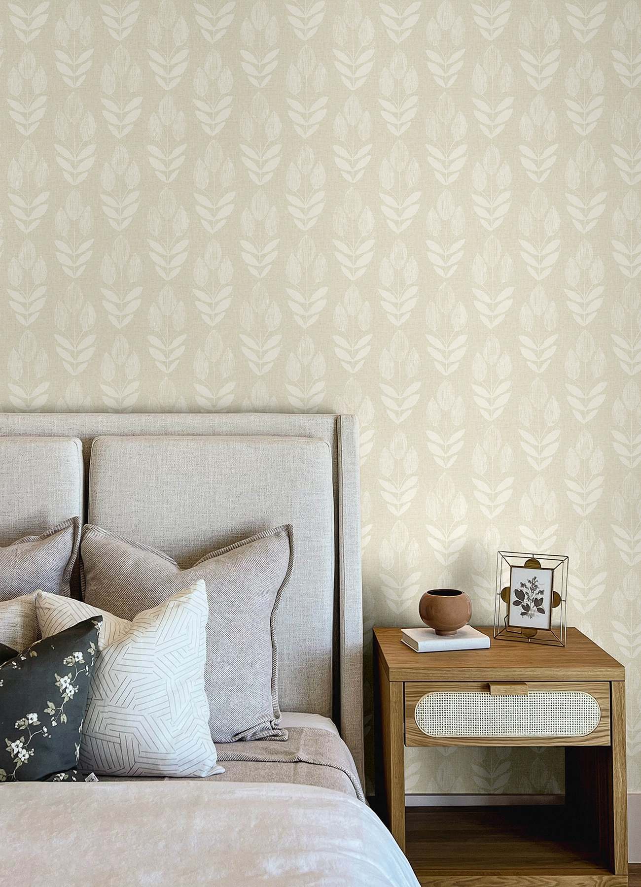 Garland Khaki Block Tulip Wallpaper