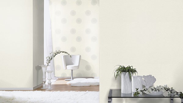 Eliel Off-White Medallion Wallpaper