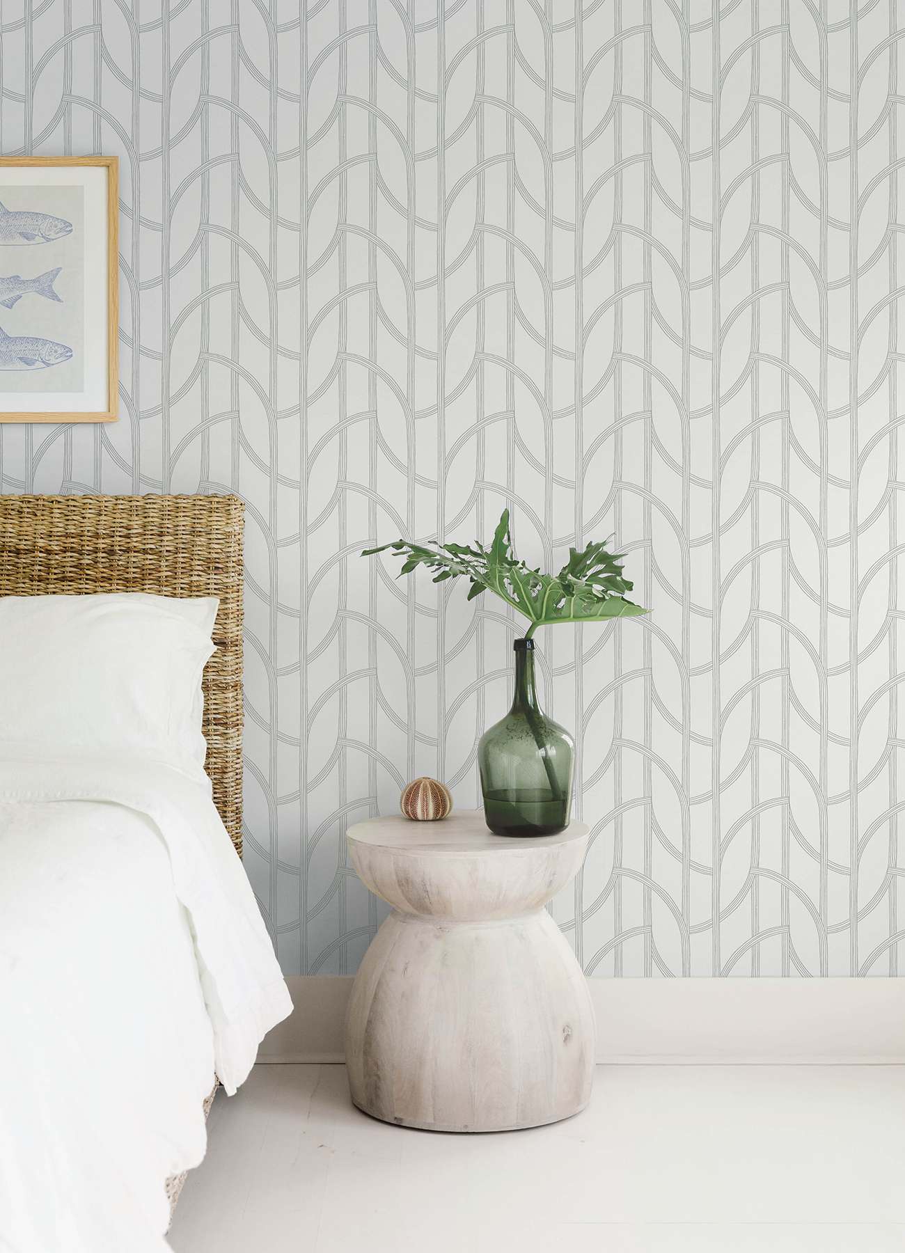 Salvo Silver Curved Contours Wallpaper