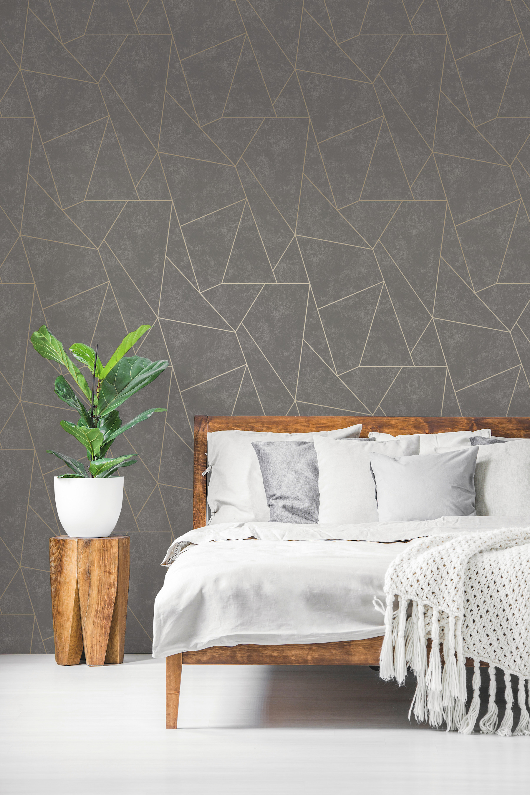Dark Grey & Gold Nazca Wallpaper