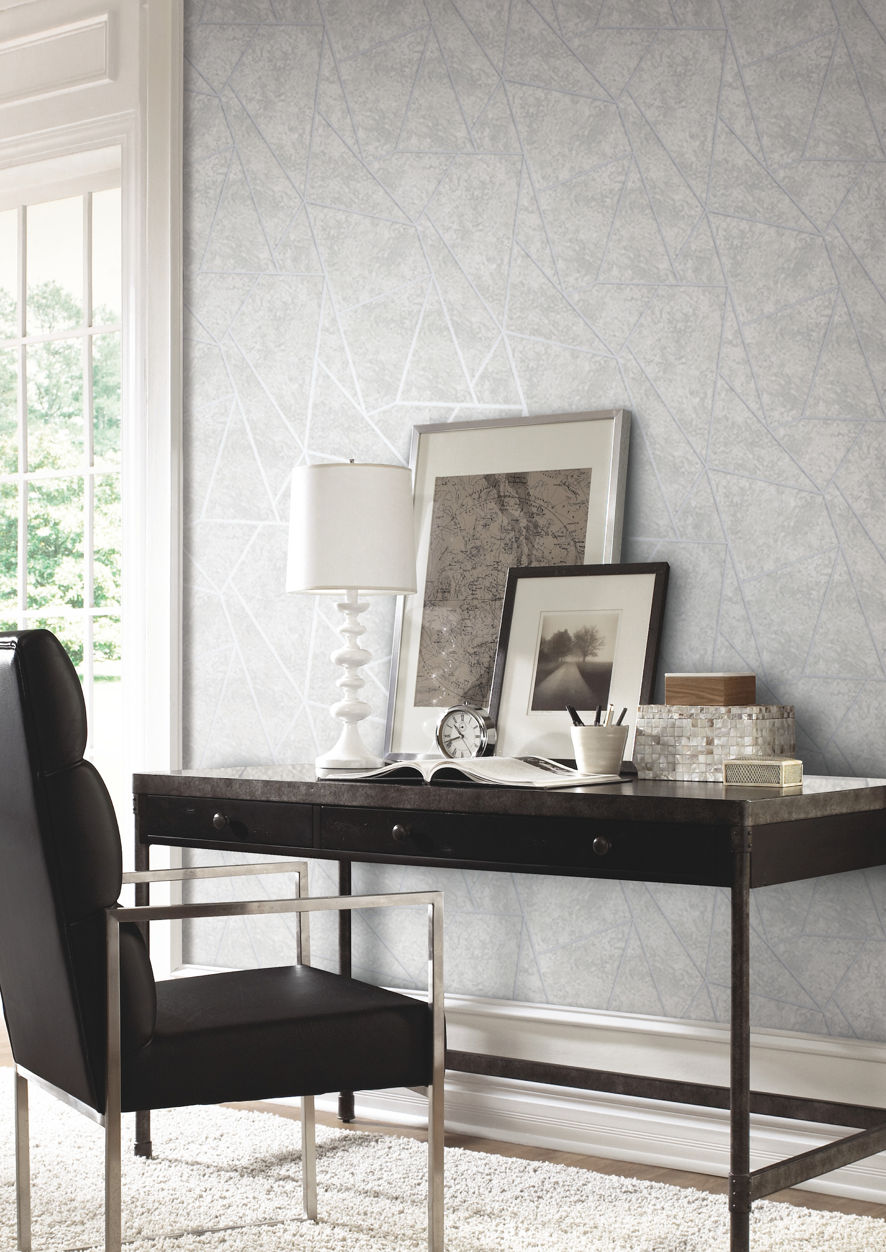 Light Grey & Silver Nazca Wallpaper