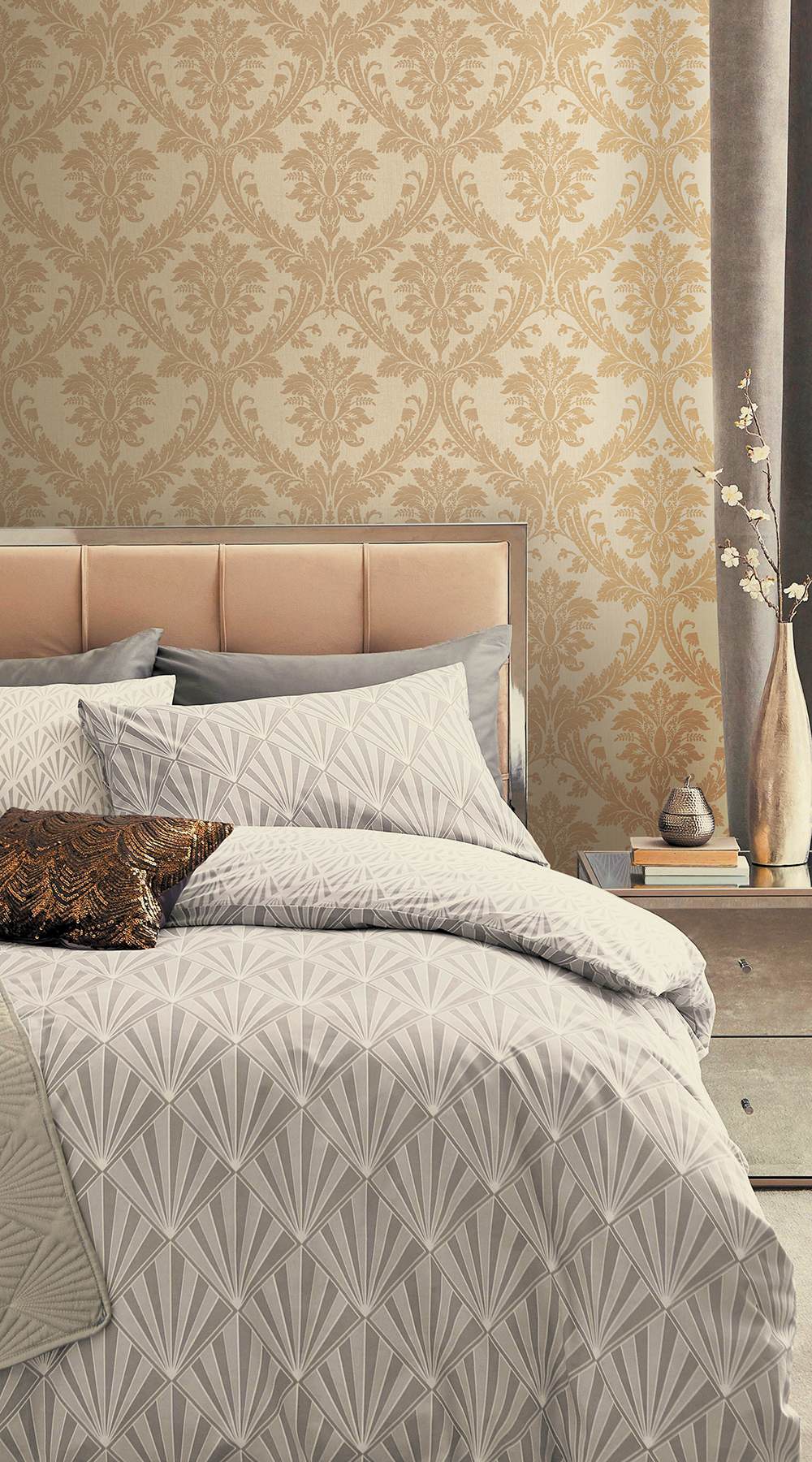 Clelia Beige Damask Wallpaper