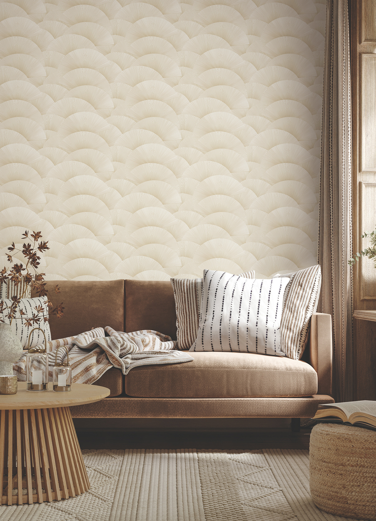 Morning Shell Cream & Gold Wallpaper