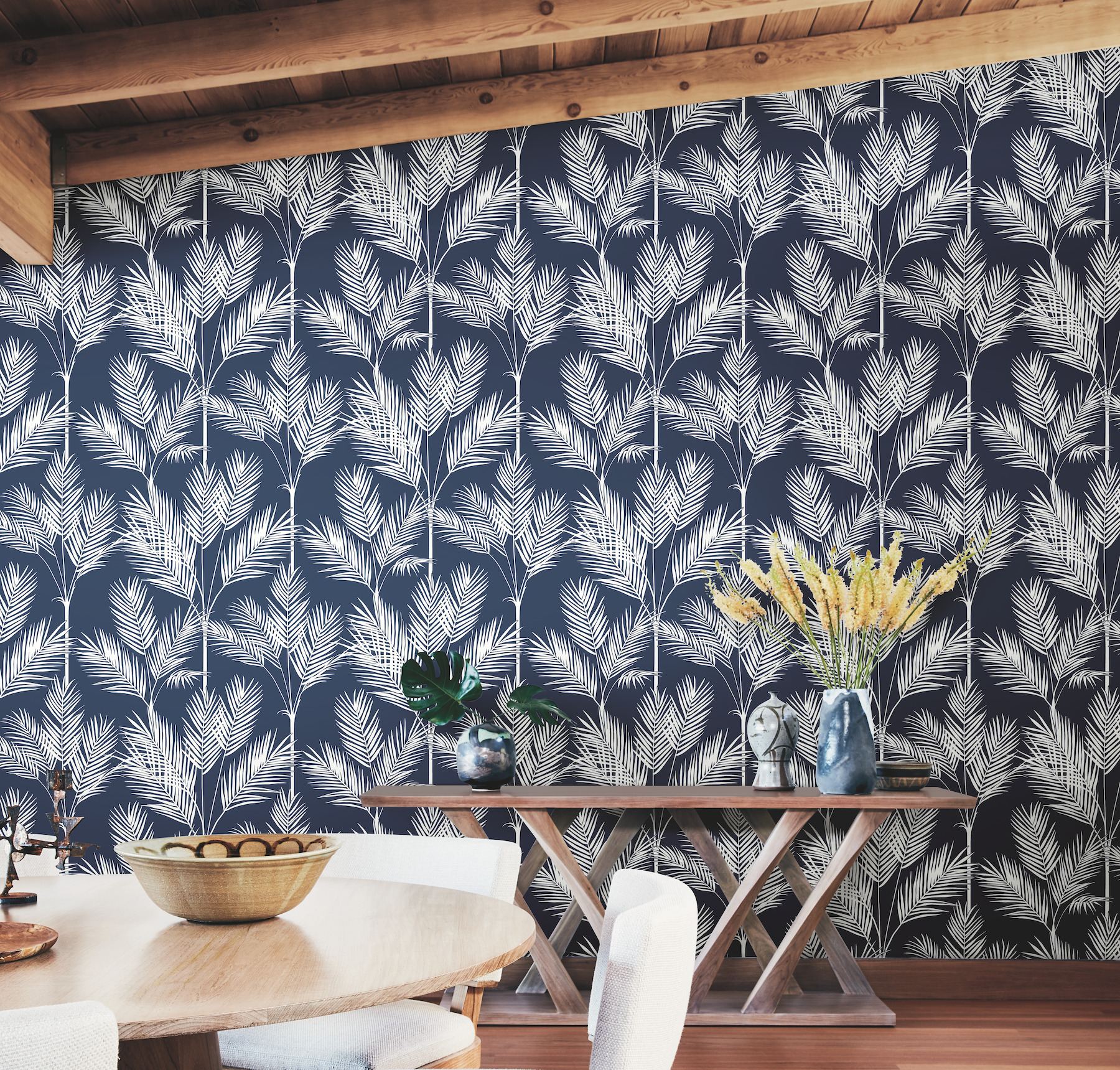 King Palm Silhouette Navy Wallpaper