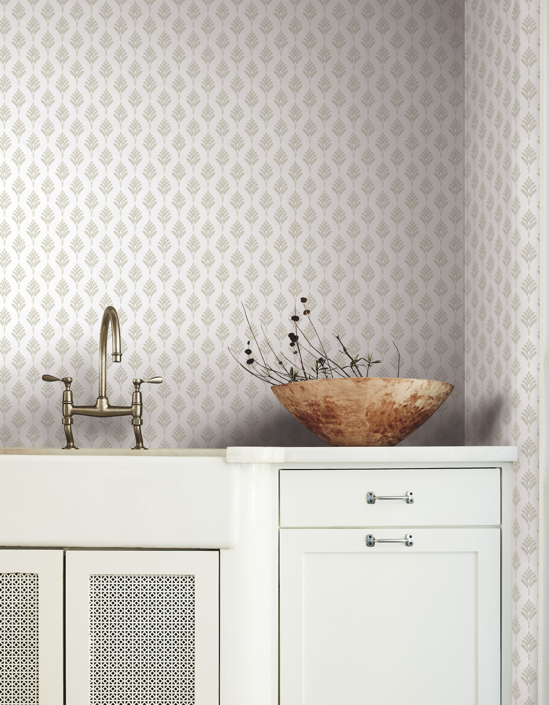 French Scallop Off White Wallpaper