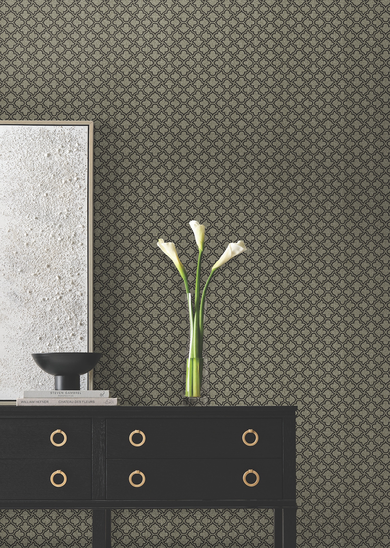 Uptown Glam Black & Gold Wallpaper